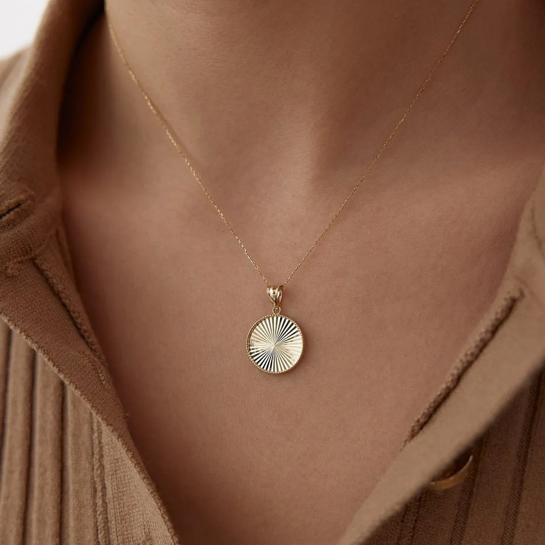 14k Gold Hypnosis Necklace