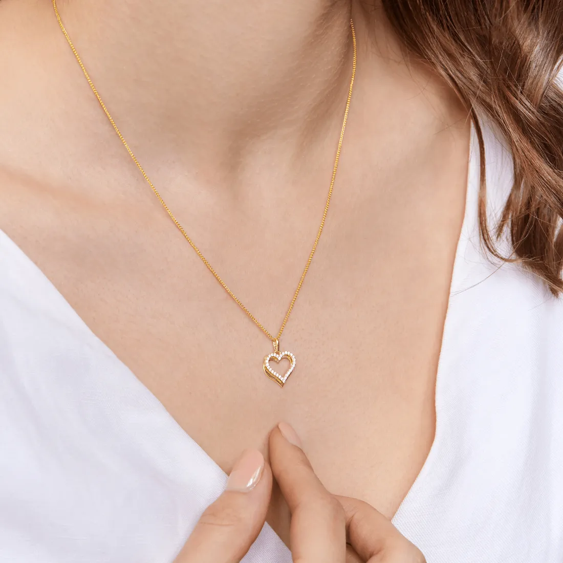 9ct Yellow Gold Cubic Zirconia Heart Necklace