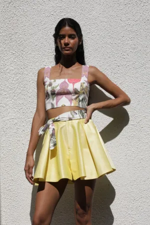 ALEGRIA SHORT IN SOFT YELLOW