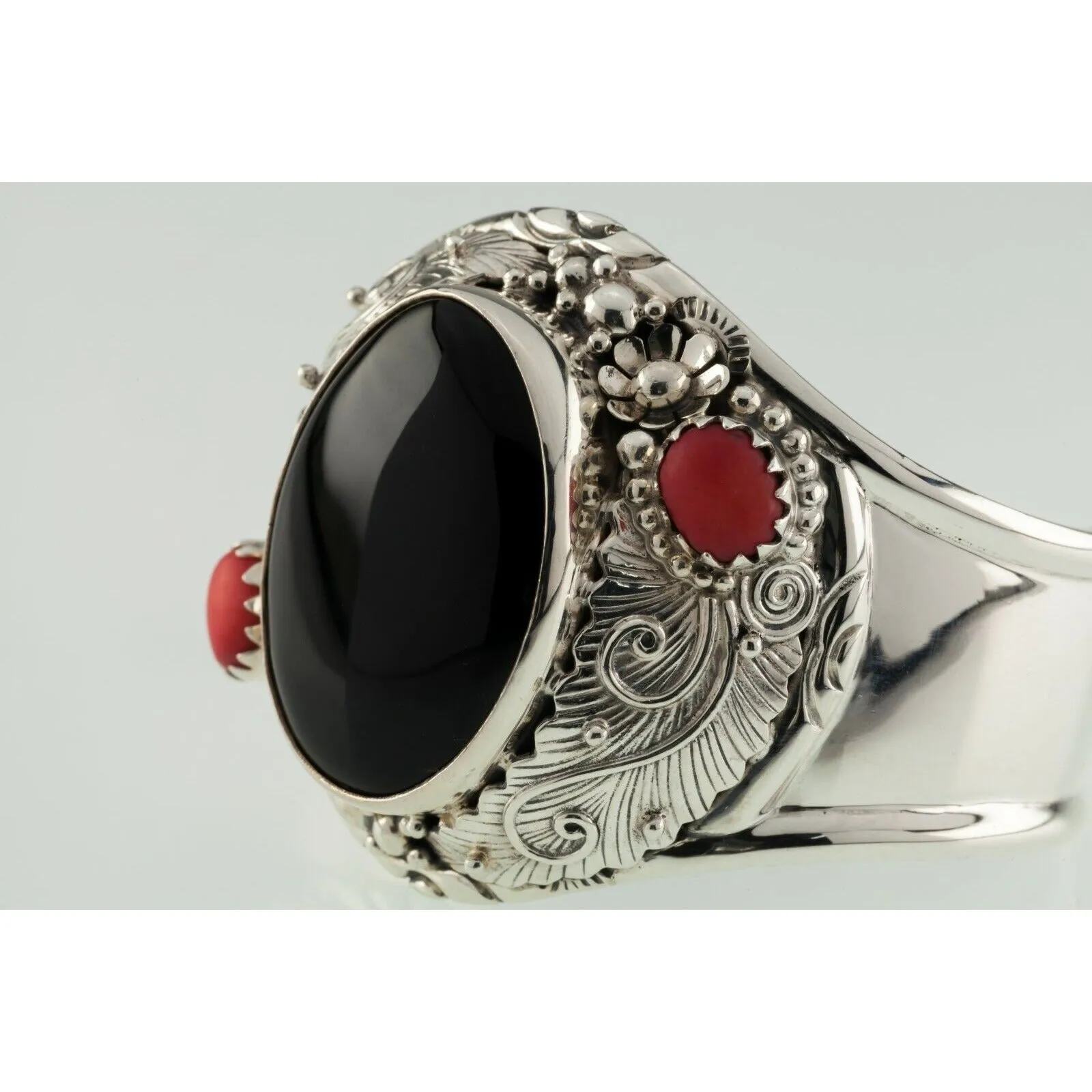 Amazing Marai Mexican Silver Black Jet & Red Coral Cuff Bracelet 89.7gr