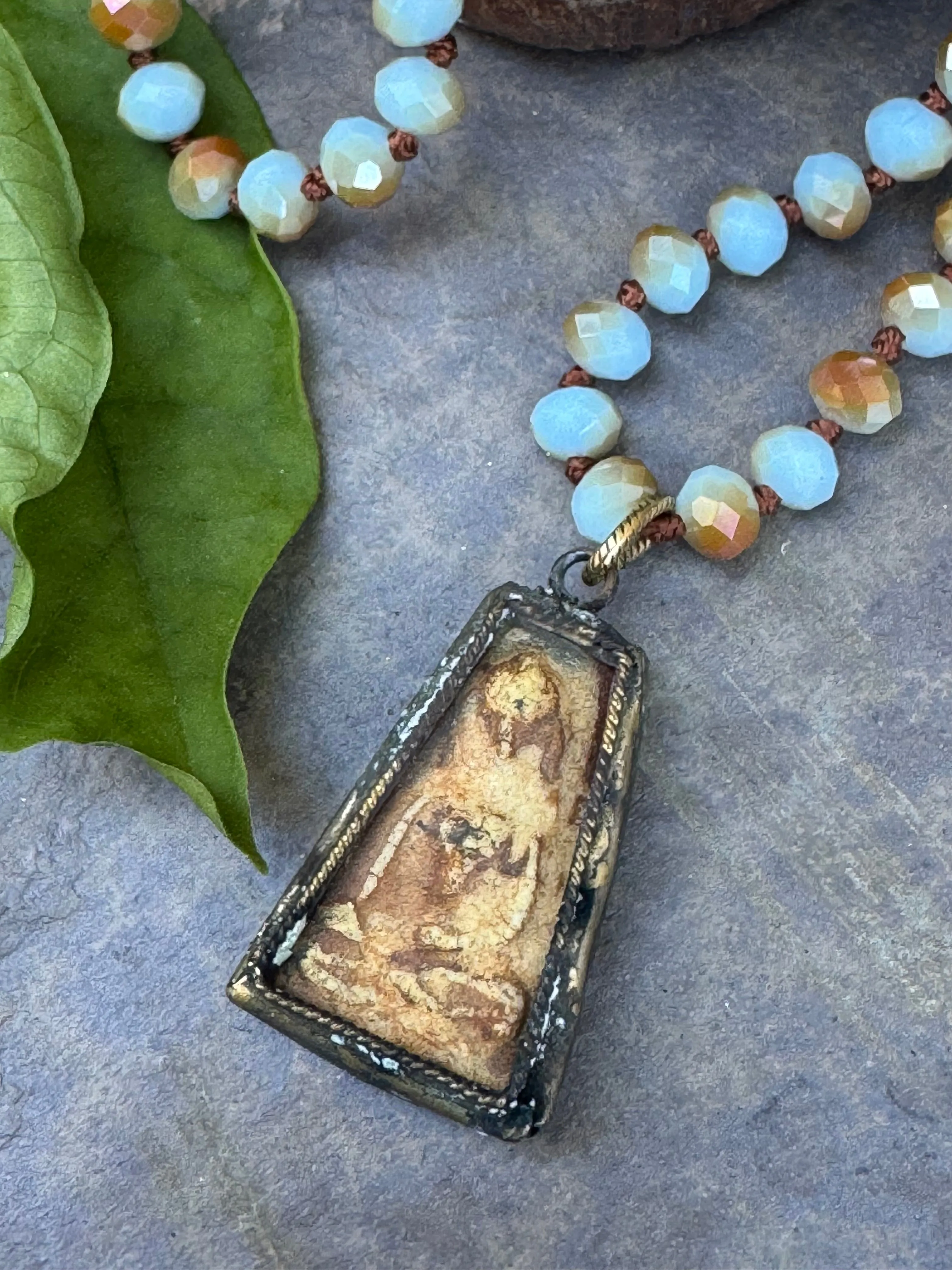Amulet Beauty