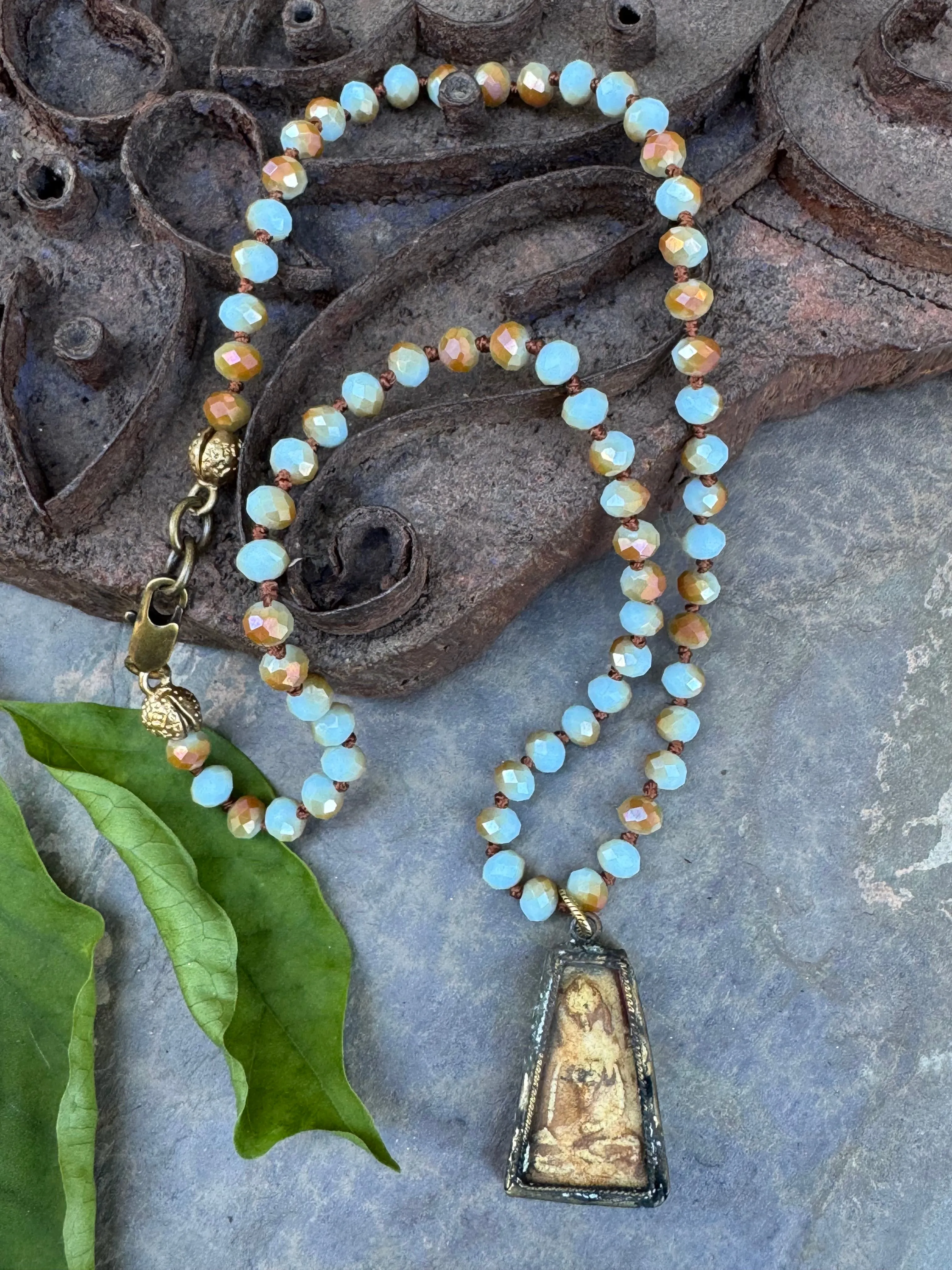 Amulet Beauty