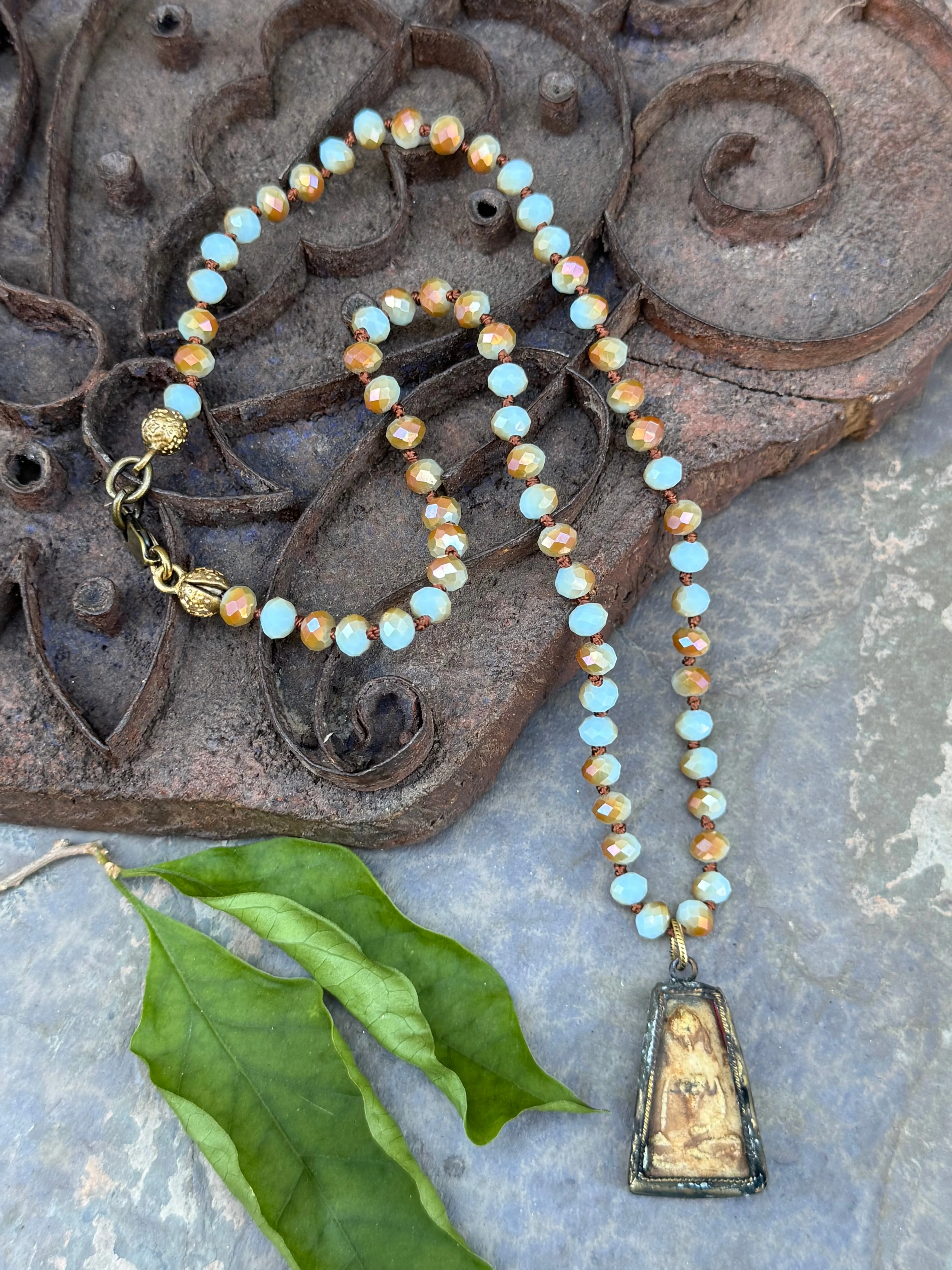 Amulet Beauty