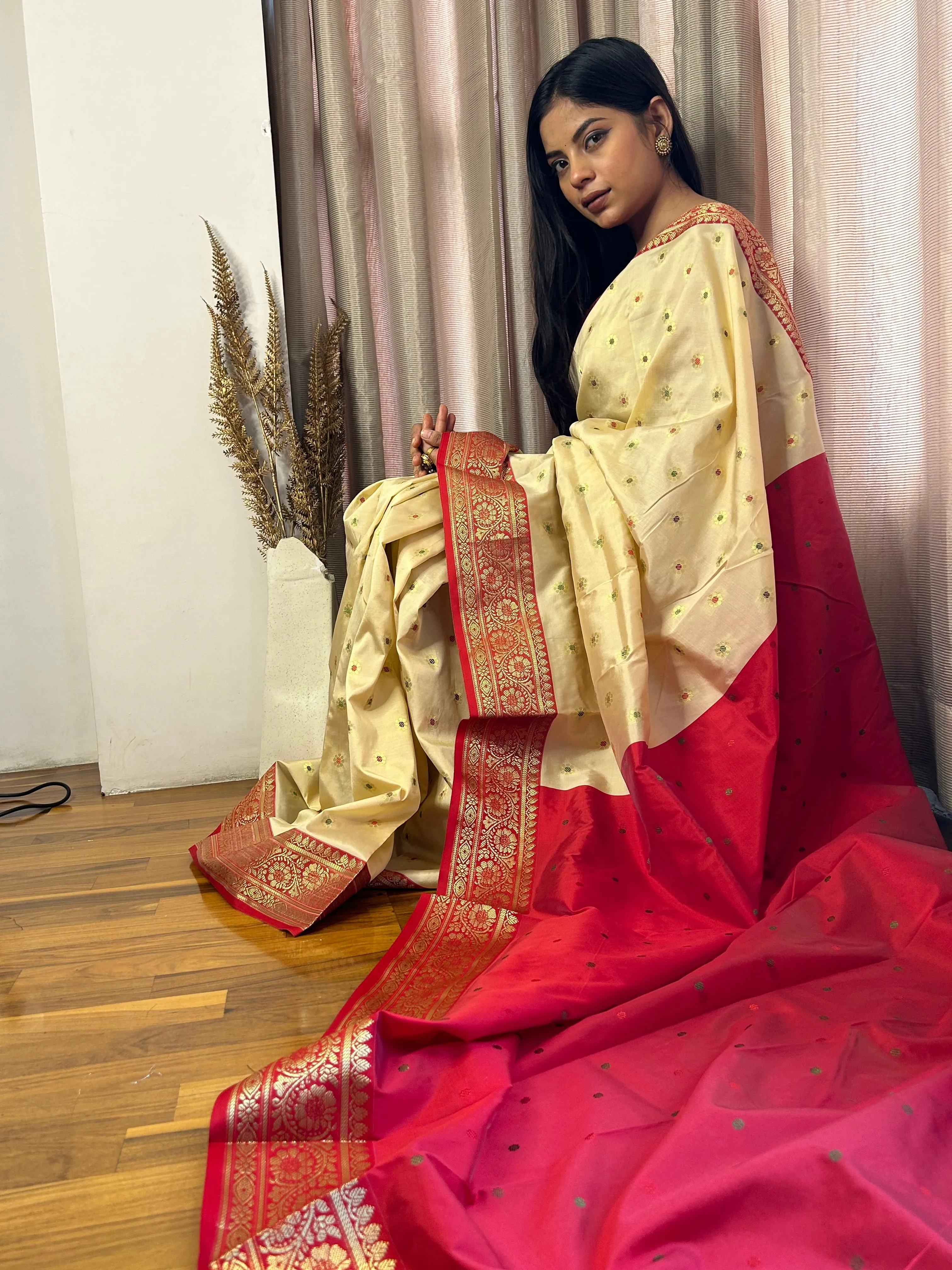 Banarasi Silk Saree In Cream & Red