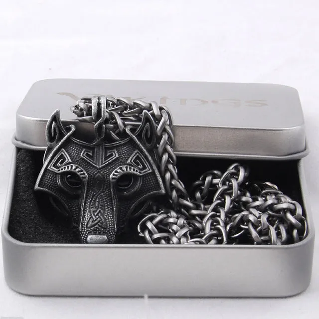 Beautiful Wolf Head Necklace