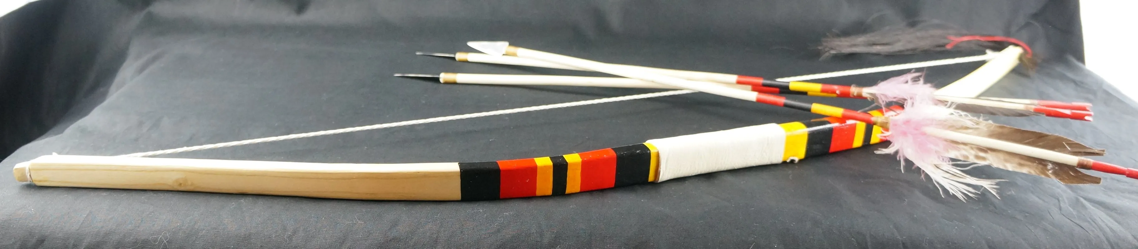 Bow and Arrows - Red