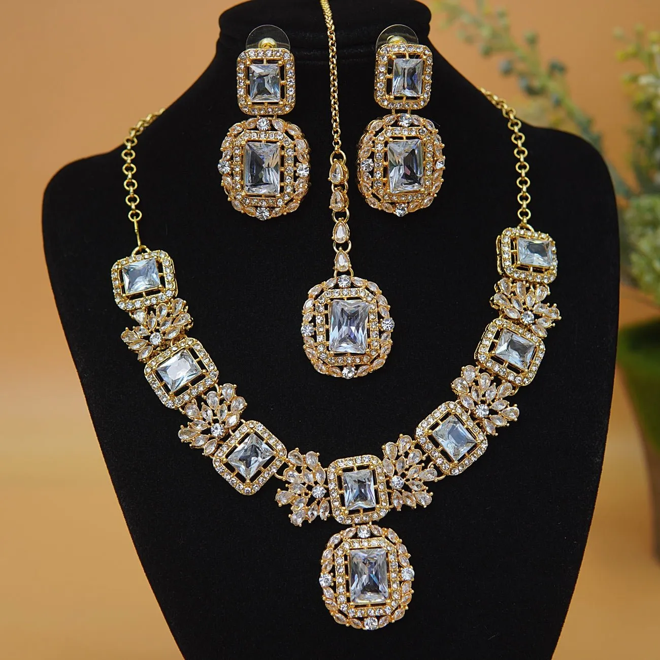 Cubic & Zirconia Golden Imperial Necklace Set