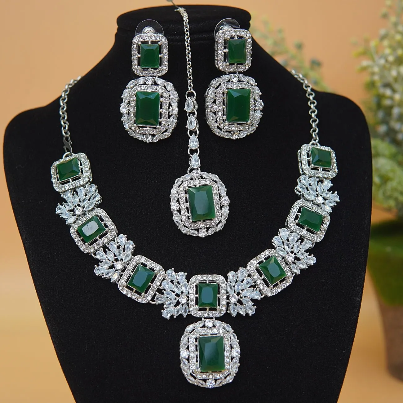 Cubic & Zirconia Silver Imperial Necklace Set