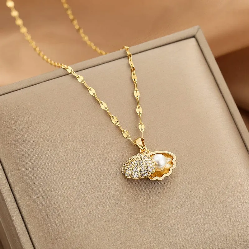 Dainty CZ Inlaid Pearl Shell Pendant Chain Necklace