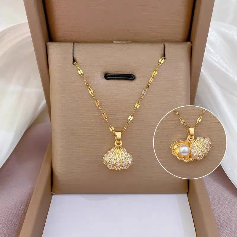 Dainty CZ Inlaid Pearl Shell Pendant Chain Necklace