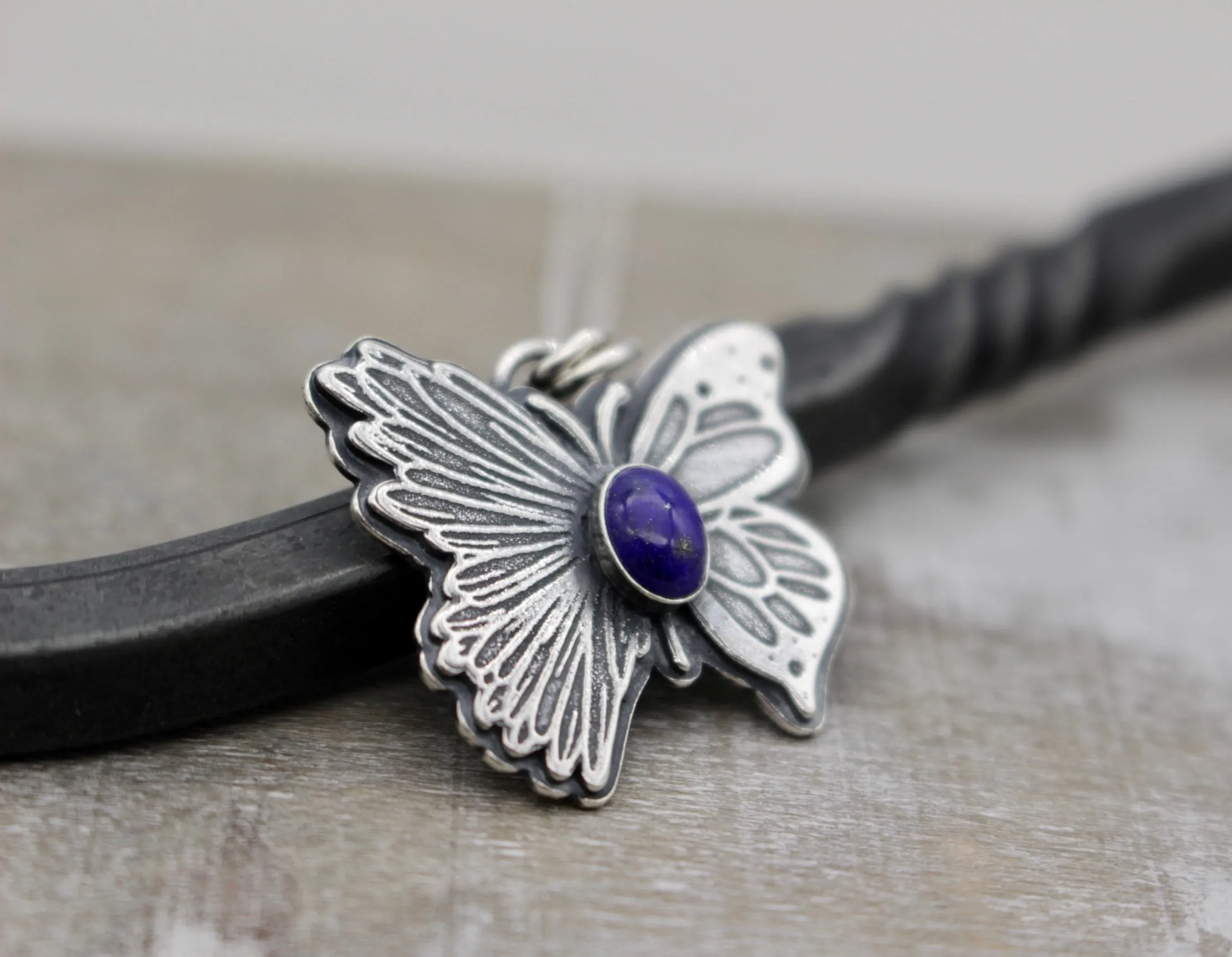 Daisy Butterfly Necklace