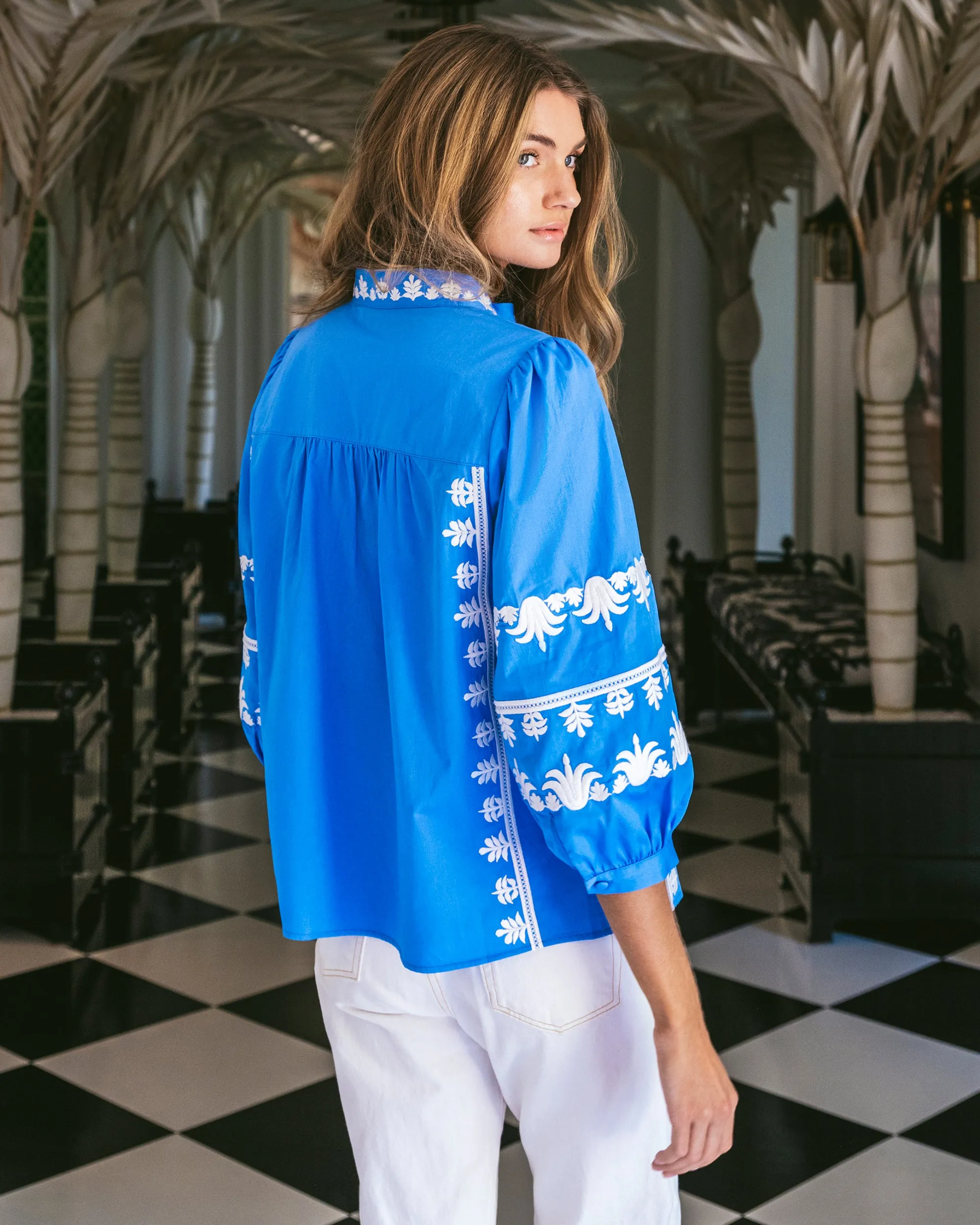 Danilia Top