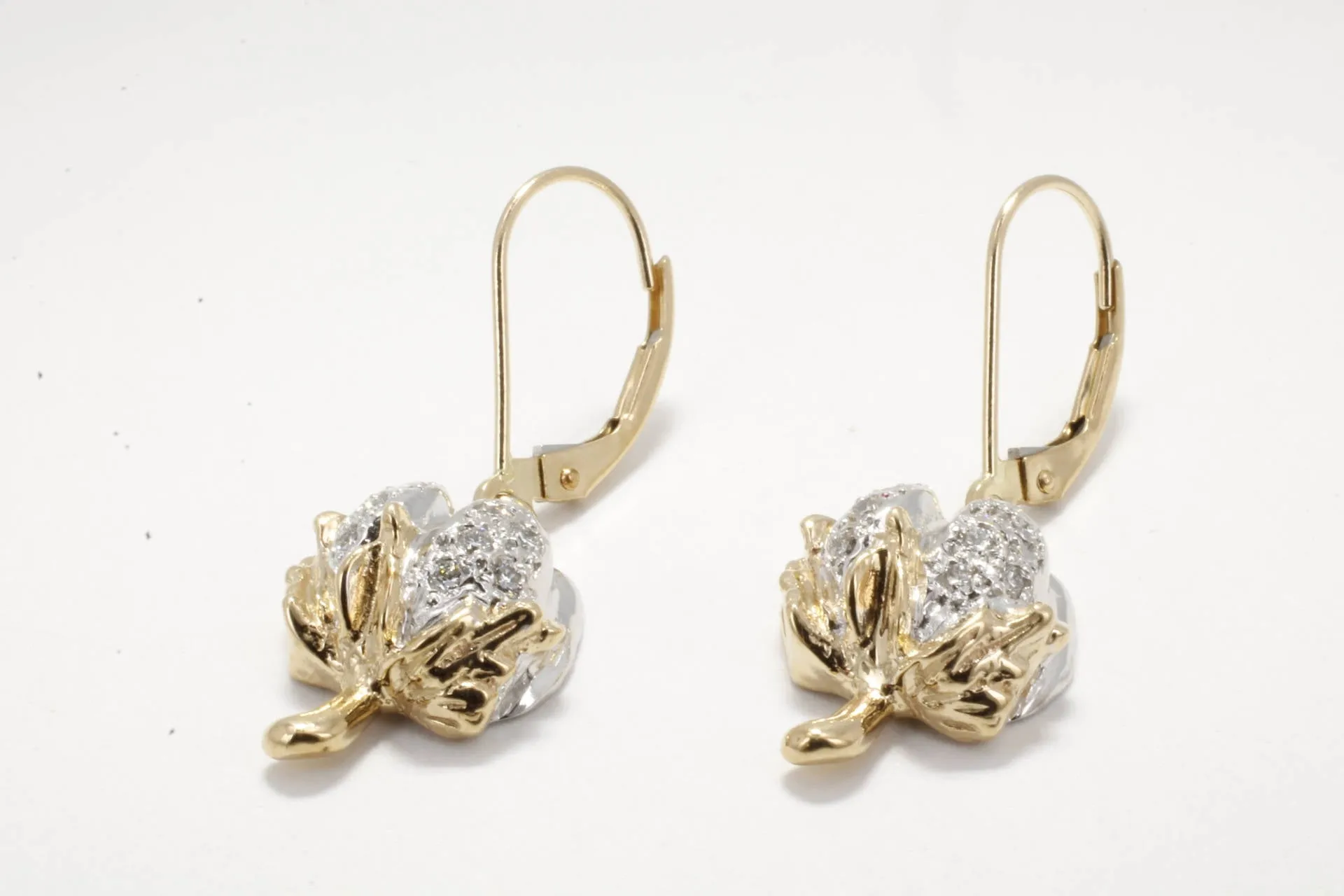 Diamond Cotton Boll Dangle Earrings with three-dimensional bolls