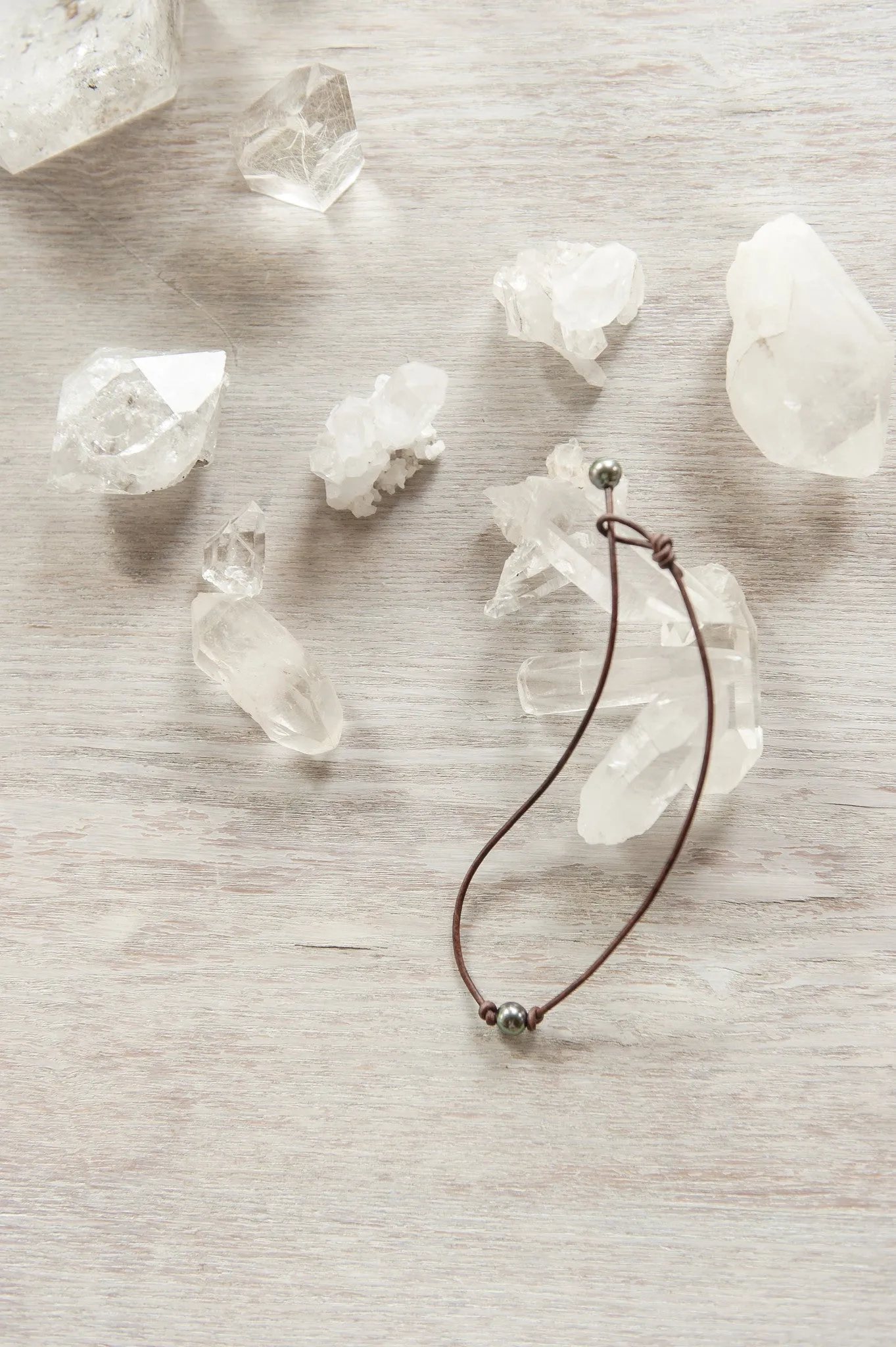 EISA NECKLACE