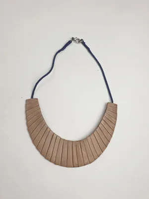 Elk brown leather fan-like necklace