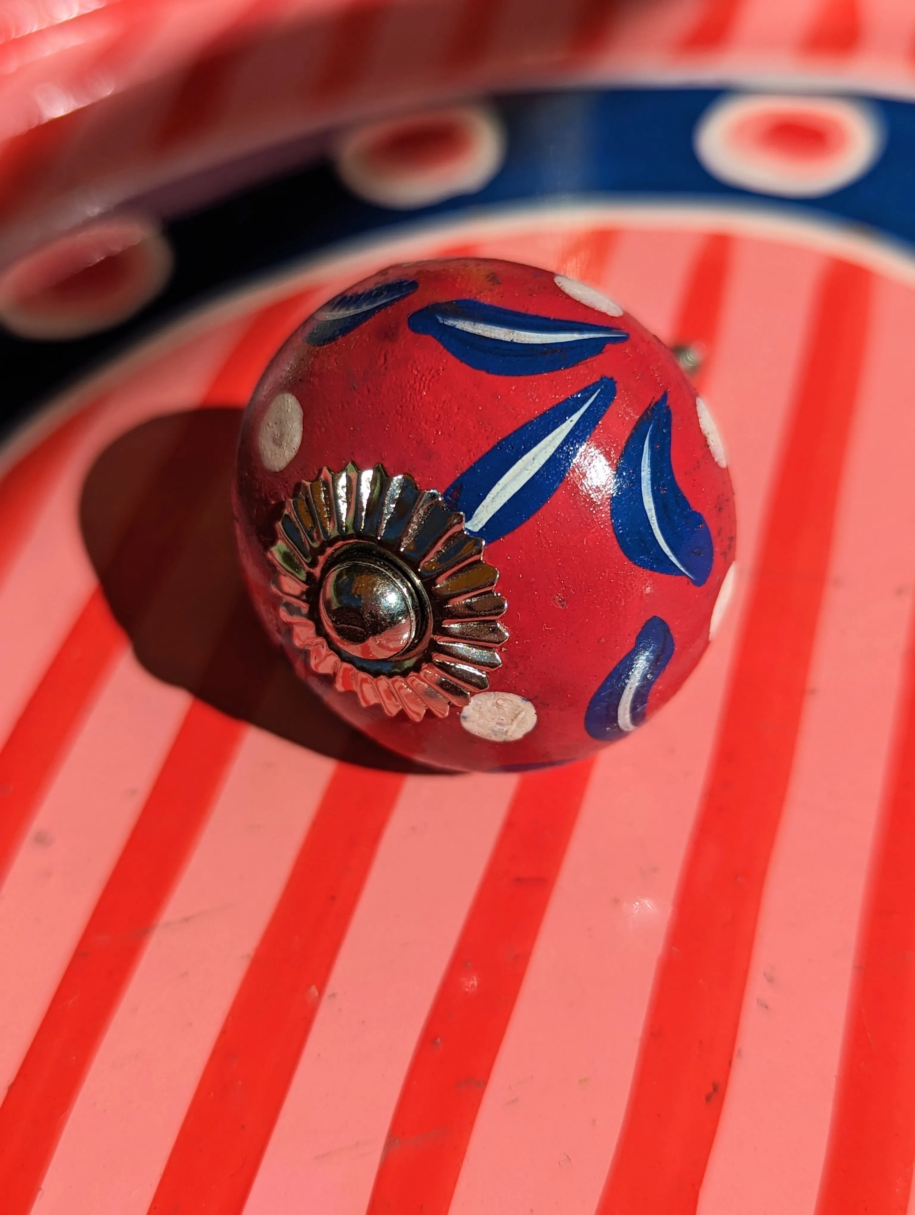 Folky knobs!