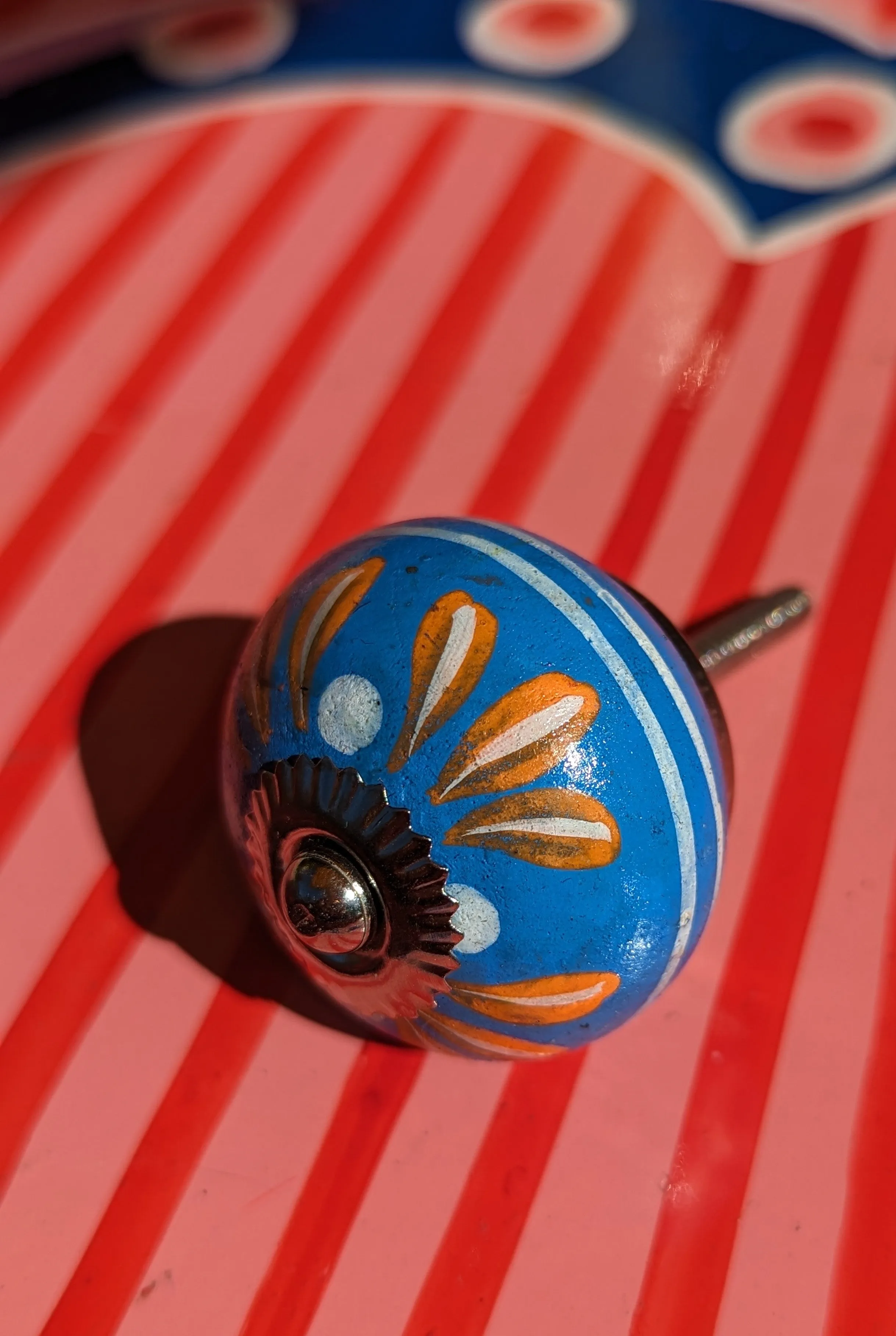 Folky knobs!
