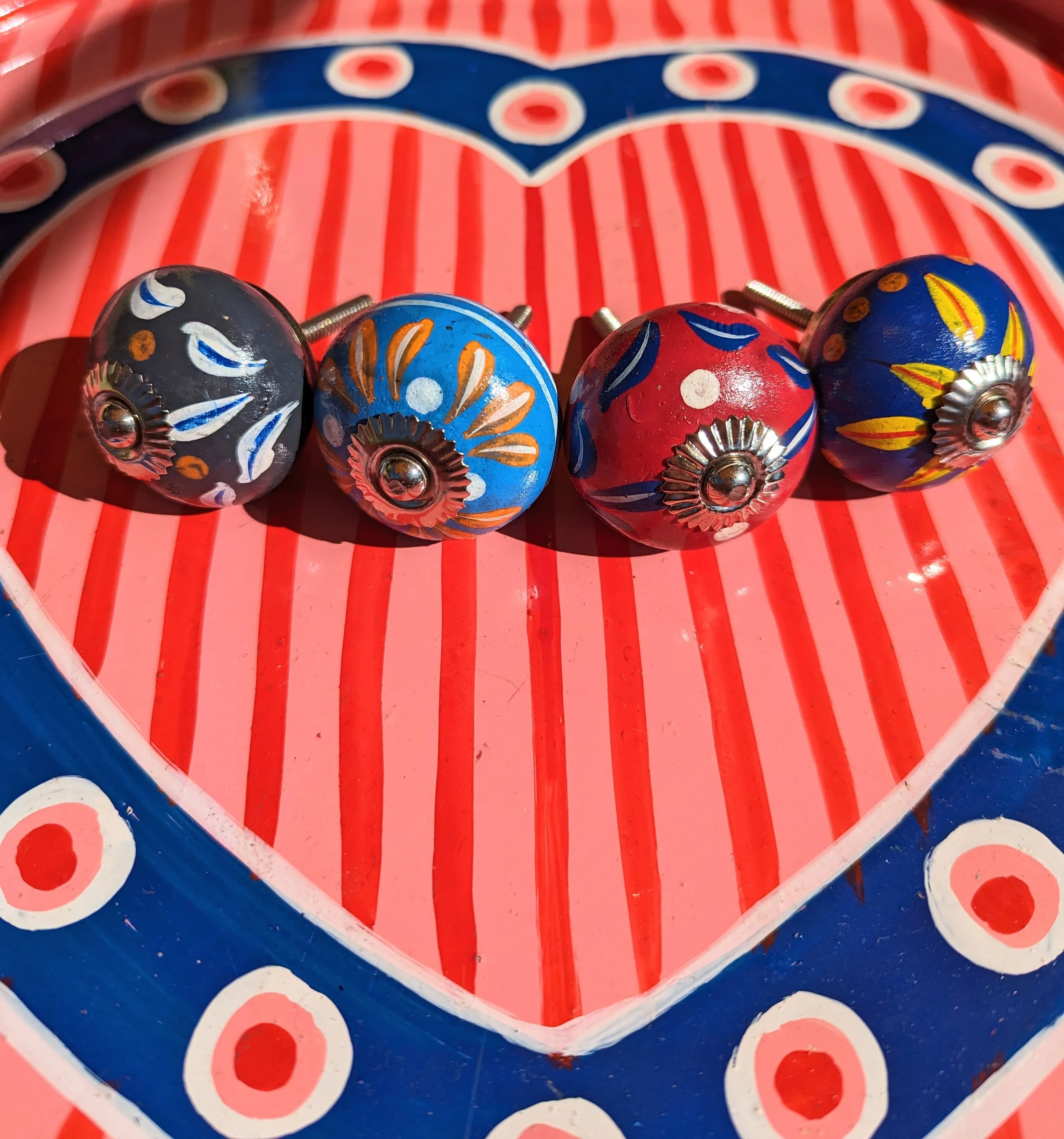 Folky knobs!
