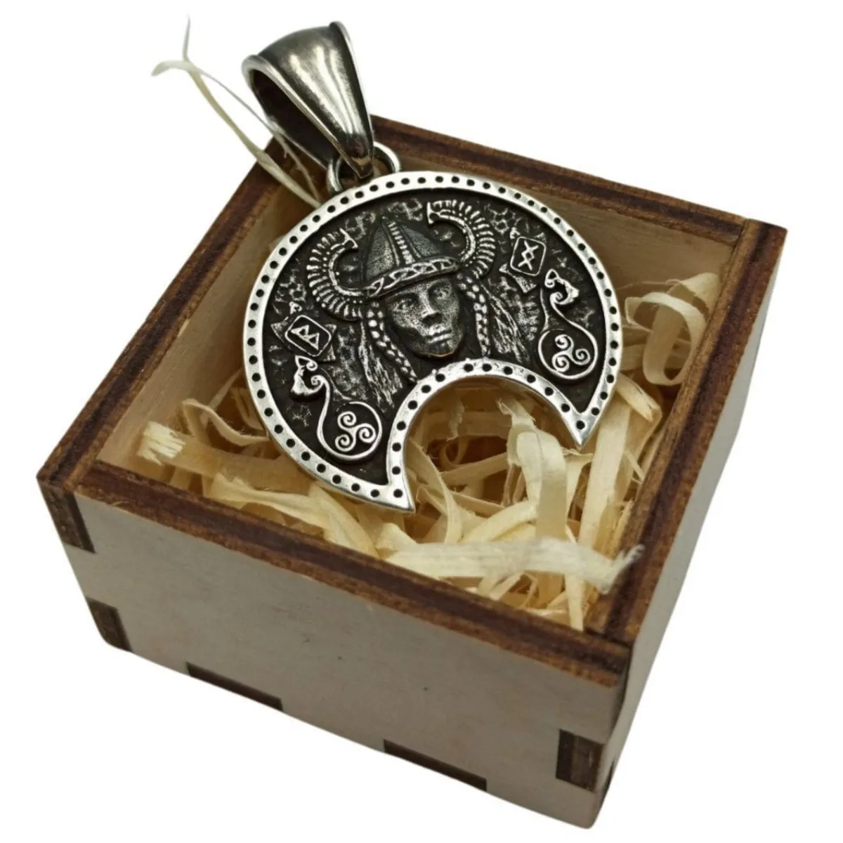 Goddesse Freya silver pendant