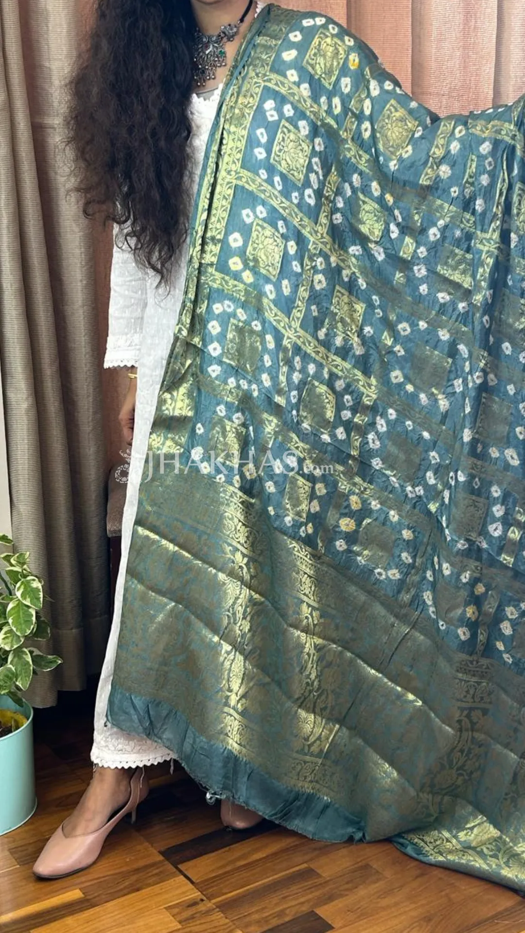 Green Bandhej Banarasi Gharchola Soft Silk Dupatta