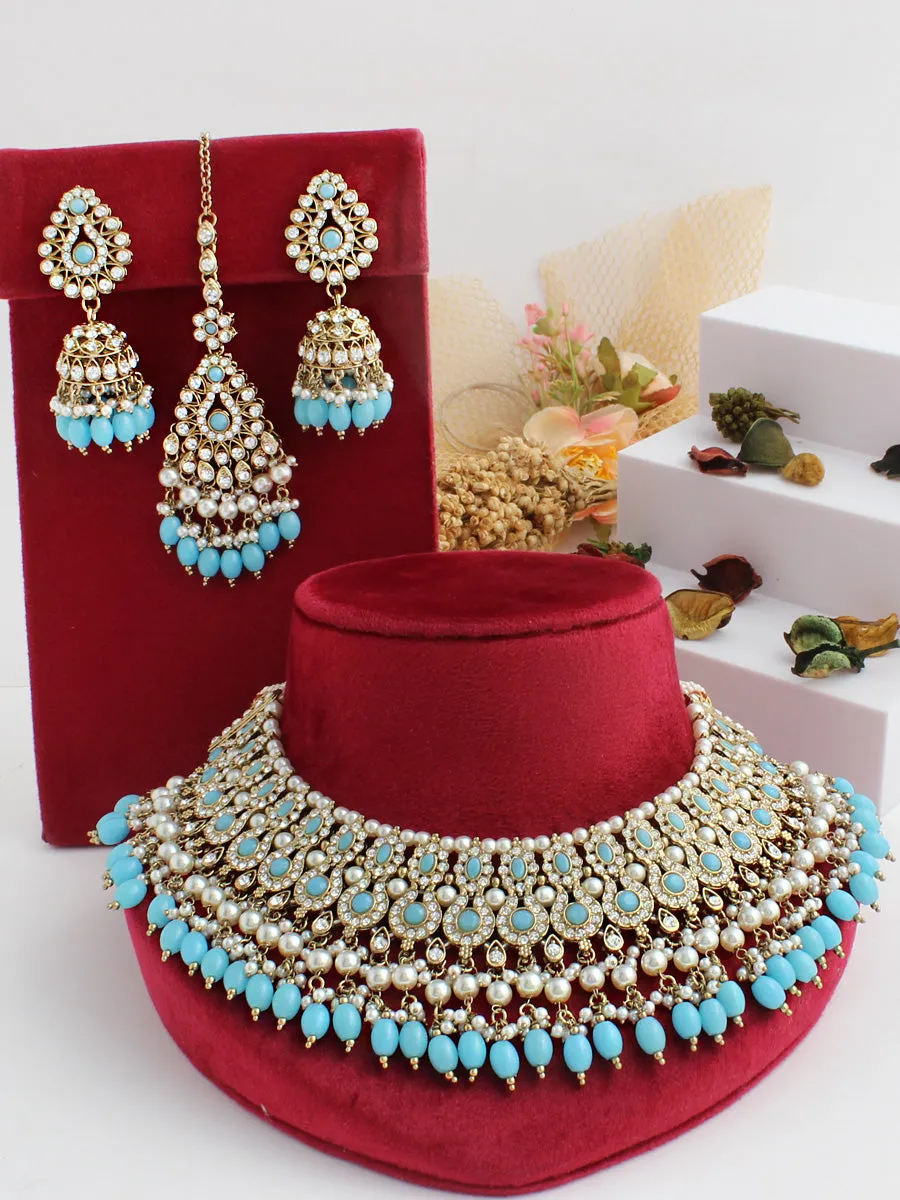 Heena Bib Necklace Set