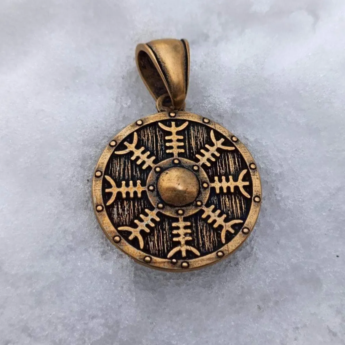 Helm of Awe on Viking shield bronze pendant