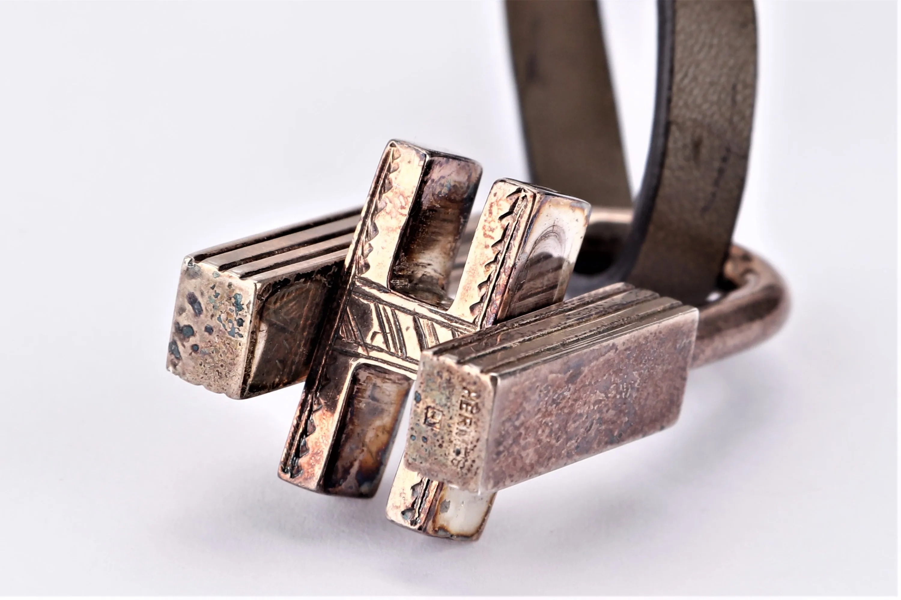 HERMES TOUREG SV925 H LOCK TRIBE NECKLACE WITH KHAKI LEATHER STRAP