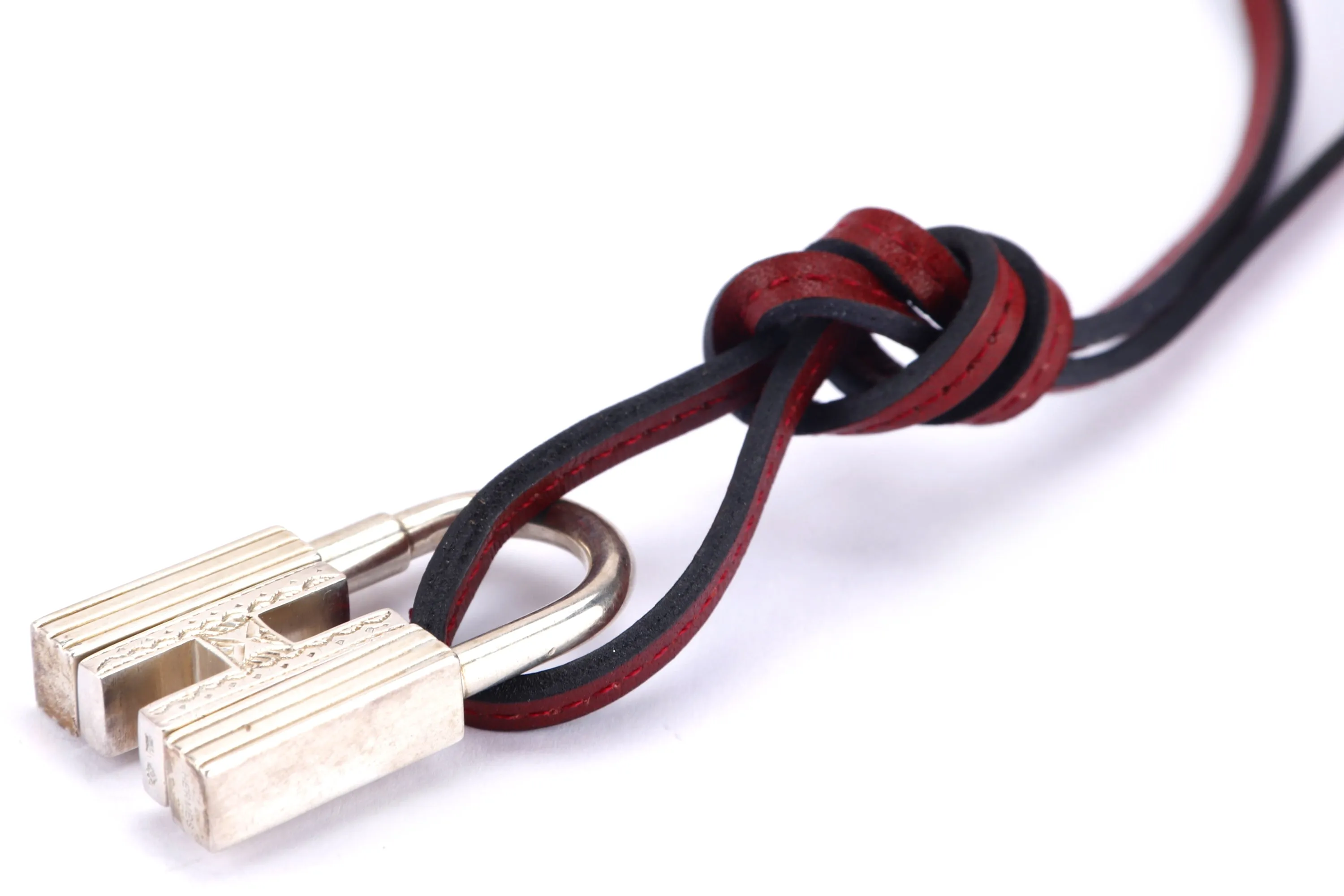HERMES TOUREG SV925 H LOCK TRIBE NECKLACE WITH RED LEATHER STRAP