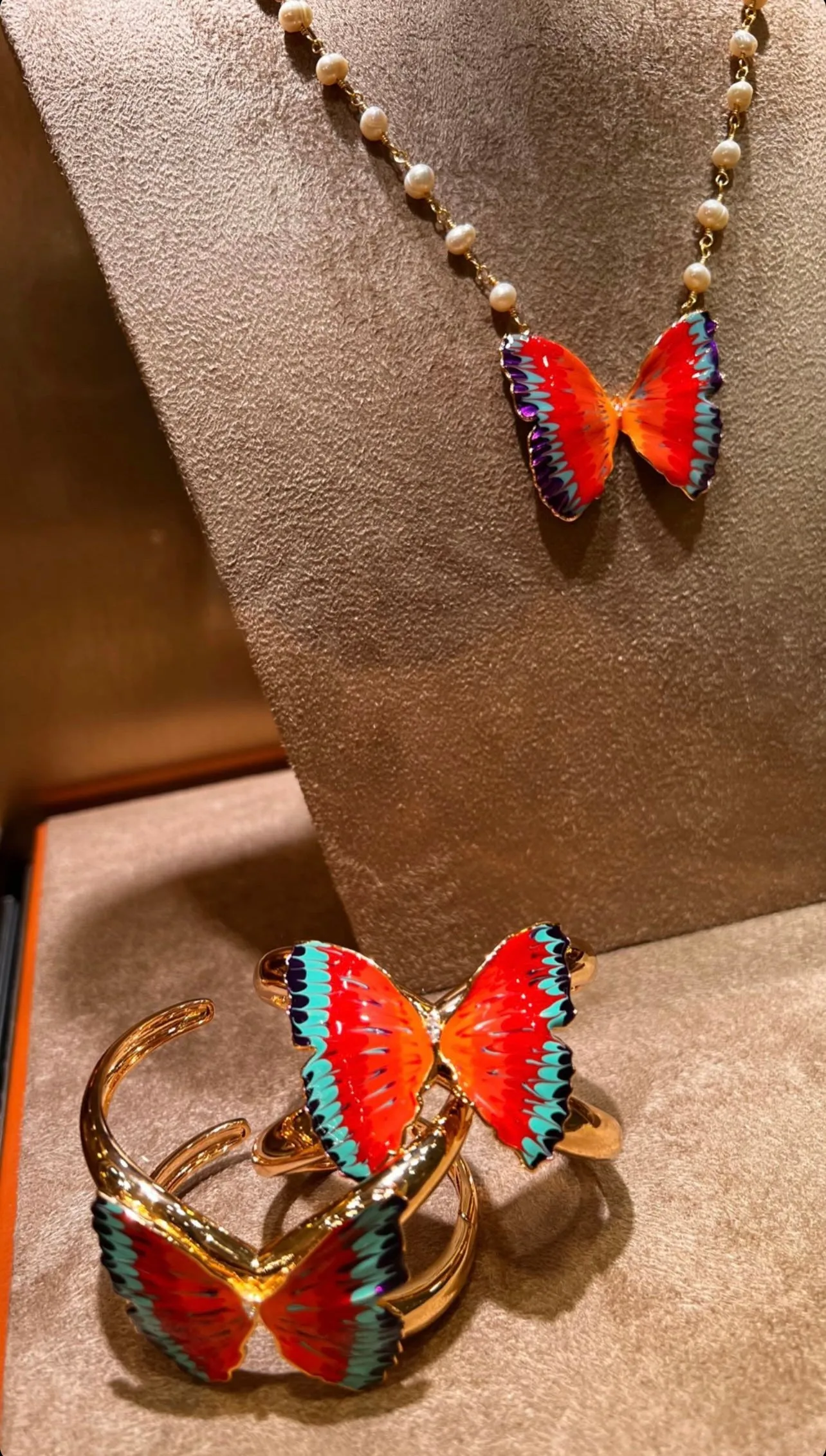 Italian Hand Painted Enamel Butterfly 18K Gold Plated Pearl Necklace