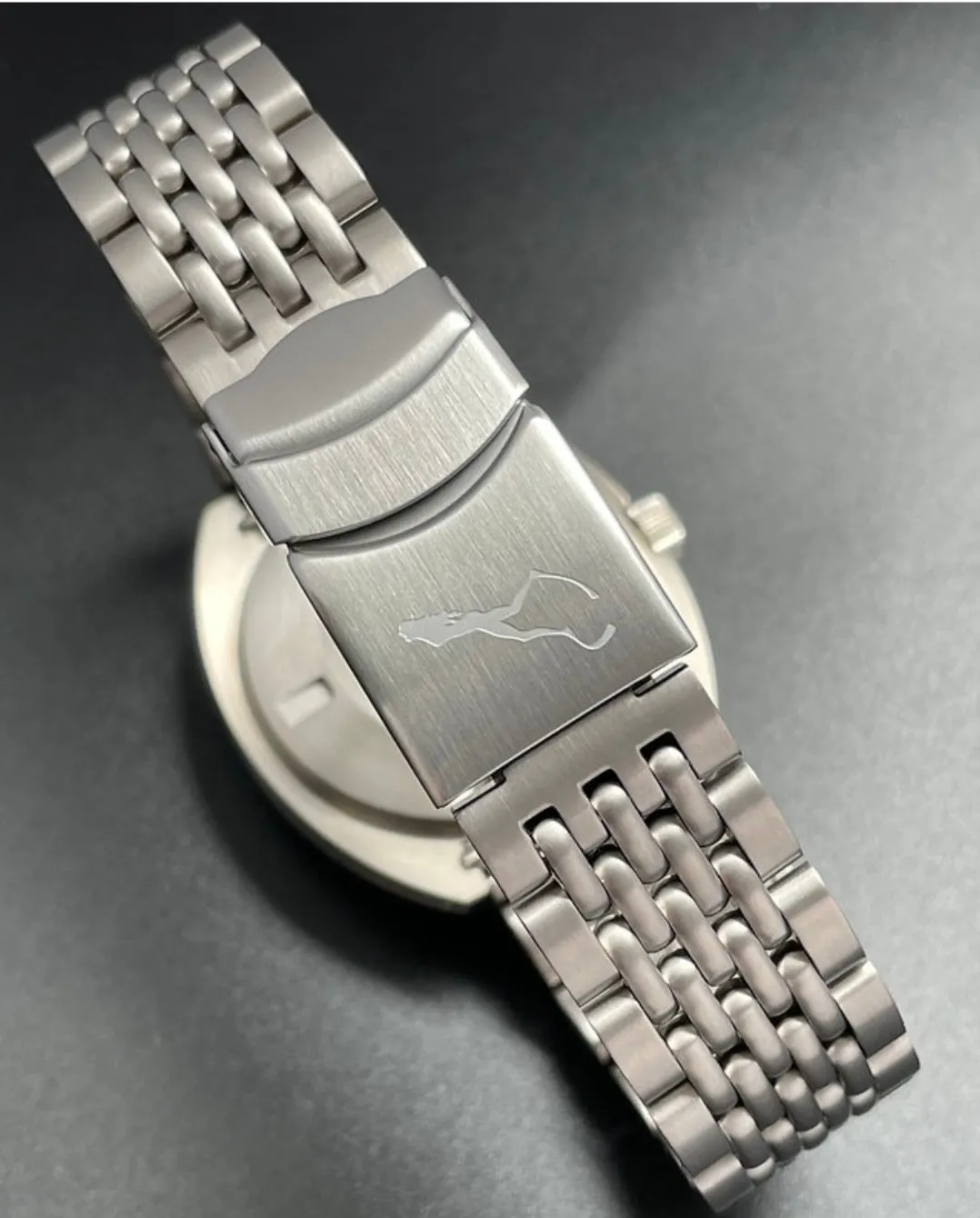 Maranez Samui Titanium Silver Orange Hand