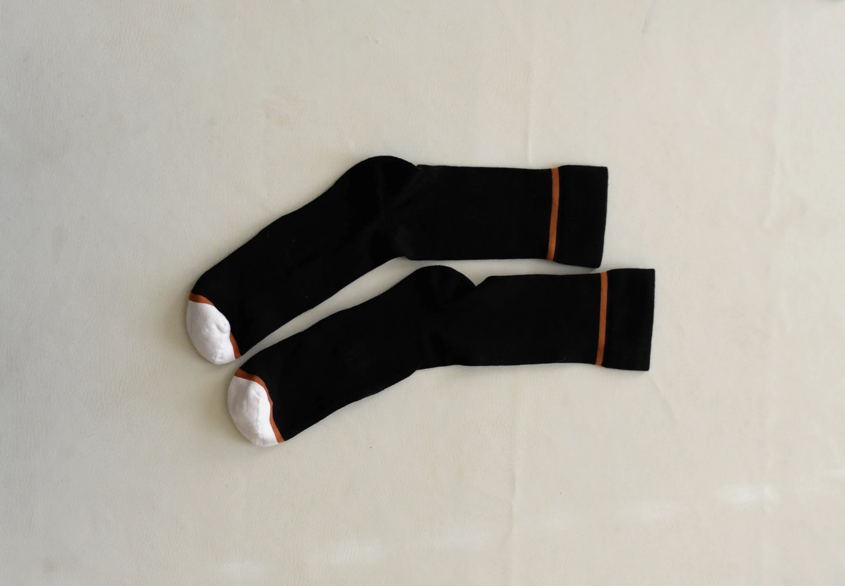 Men's Black and Brown Crew