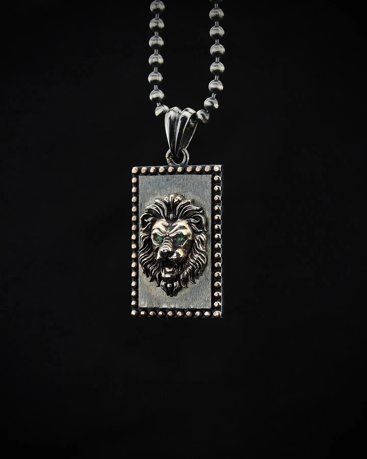 Men's Lion Necklace in Sterling Silver