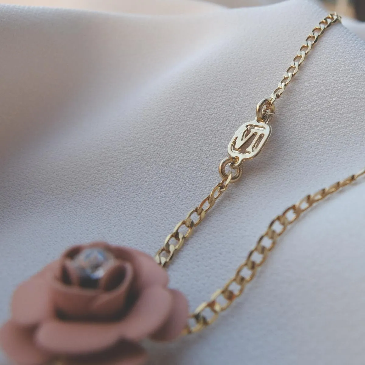 Murano Pink Sunset Camellia Necklace with Pearl Drop Charm - Silk Effect