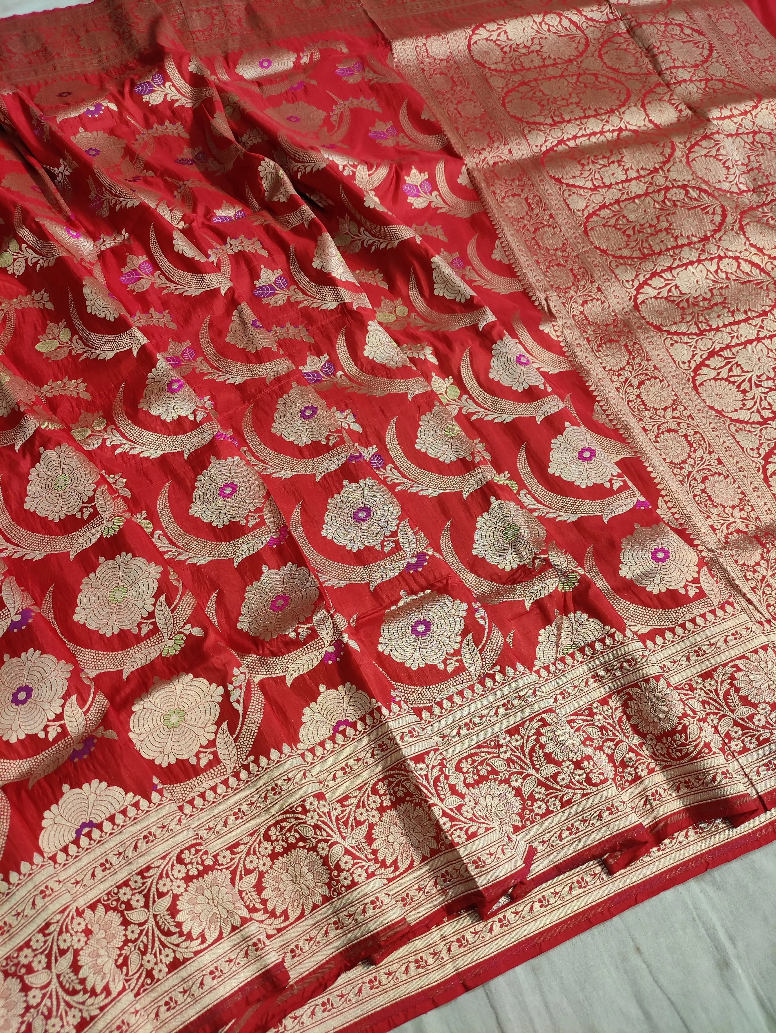 Pure banarasi with jungle boota meenakari golden Zari work saree