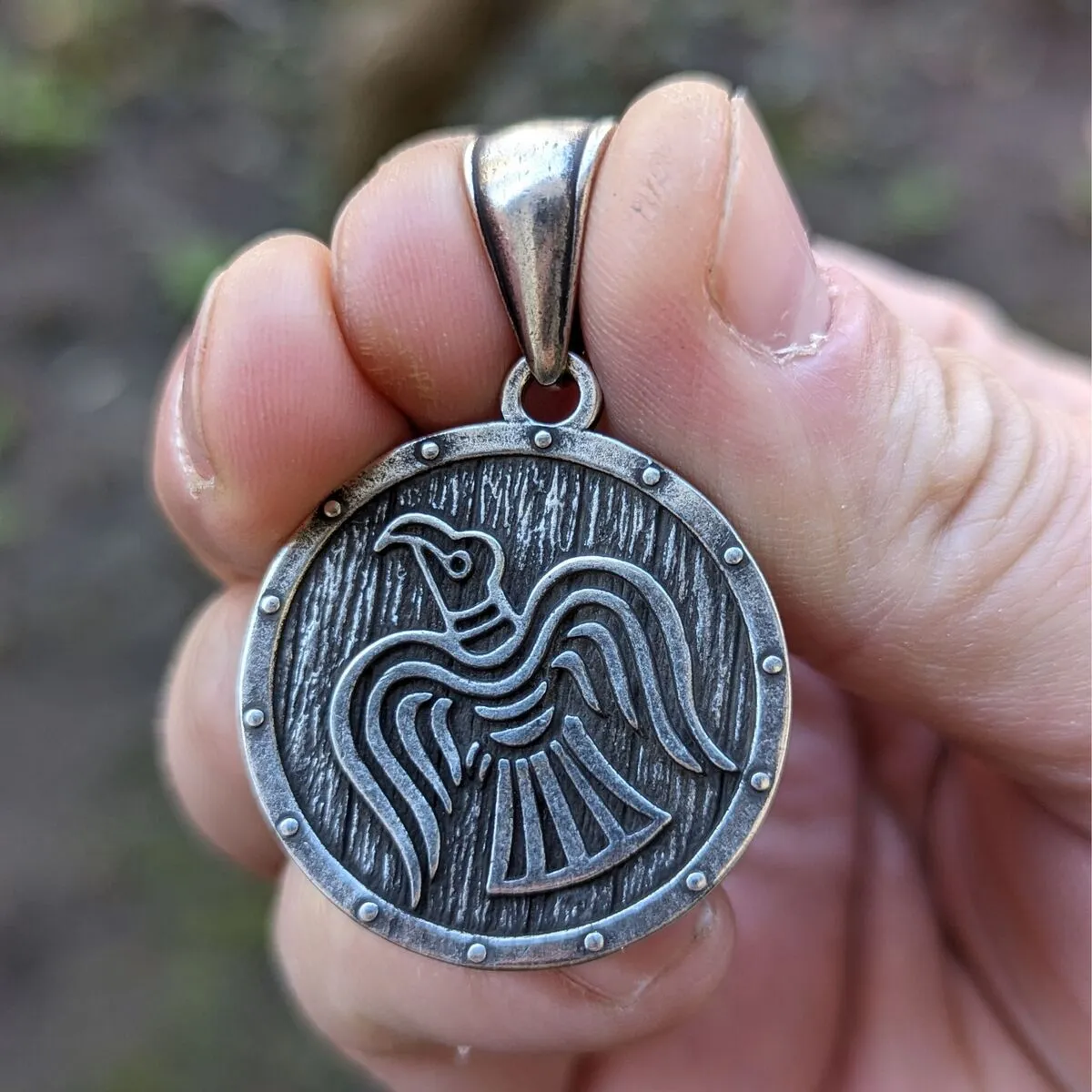 Raven Banner bronze pendant
