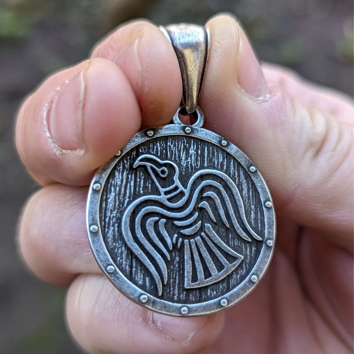 Raven Banner bronze pendant