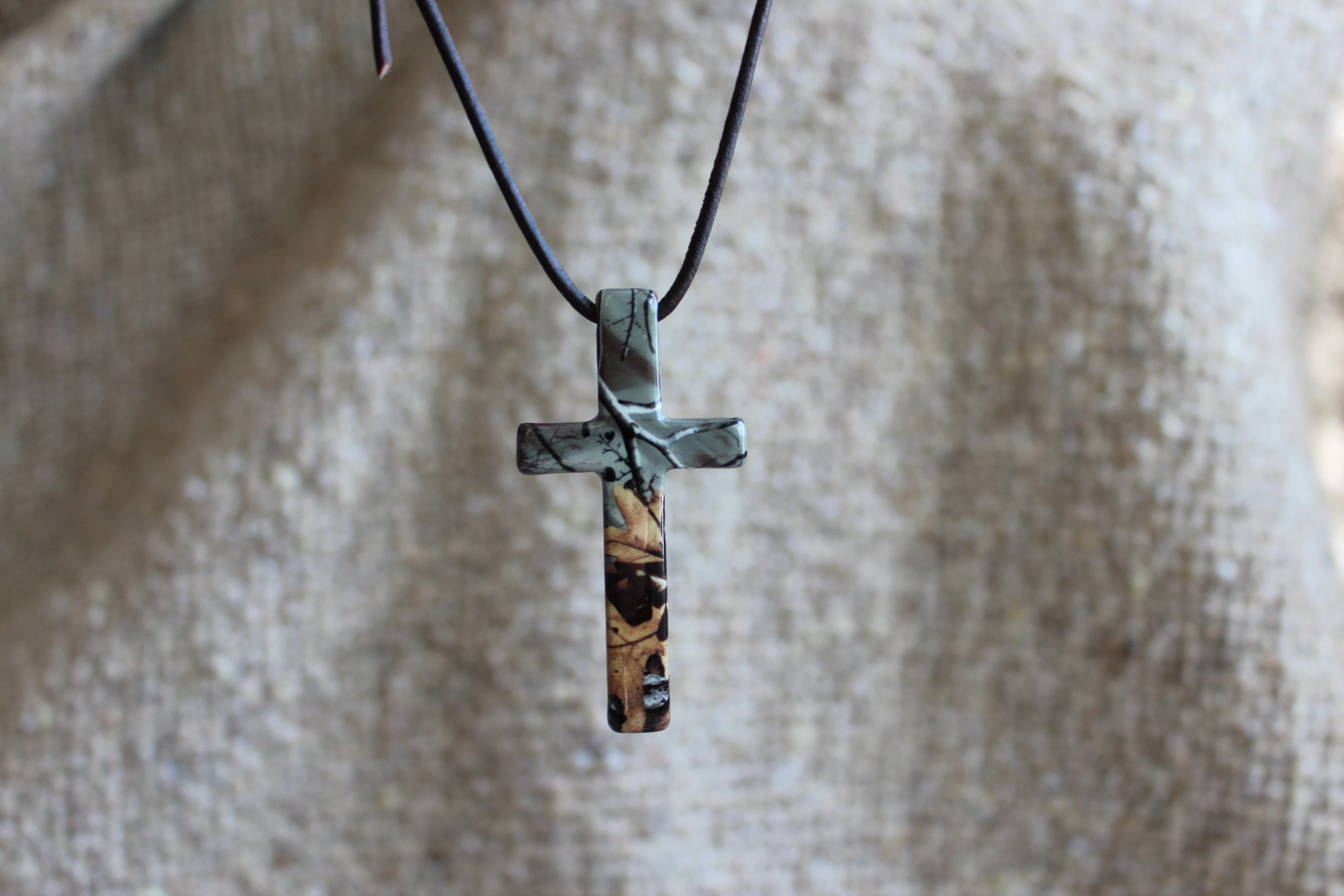 Realtree Xtra Cross Necklace