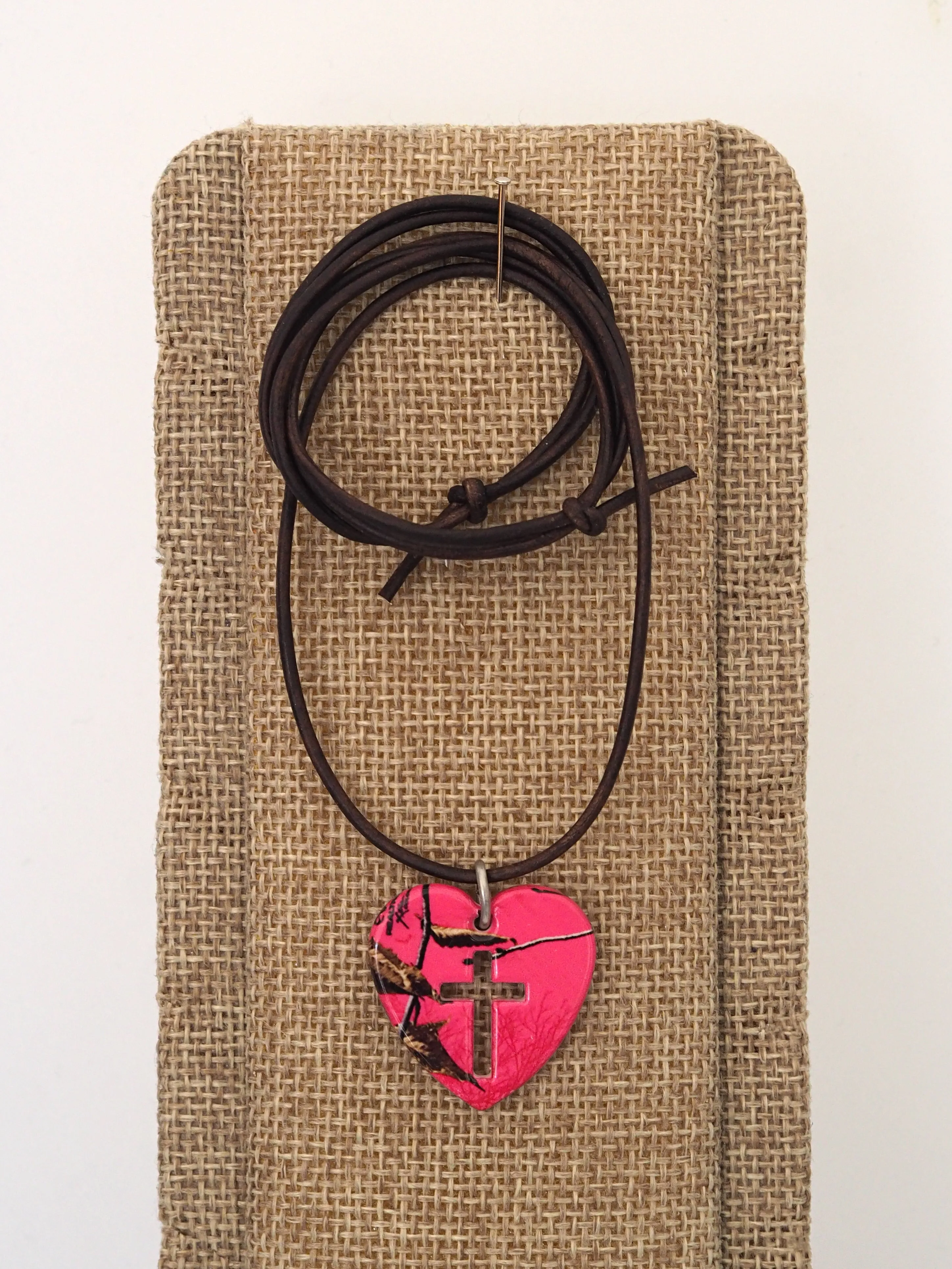 Realtree Xtra Paradise Pink Heart Mini