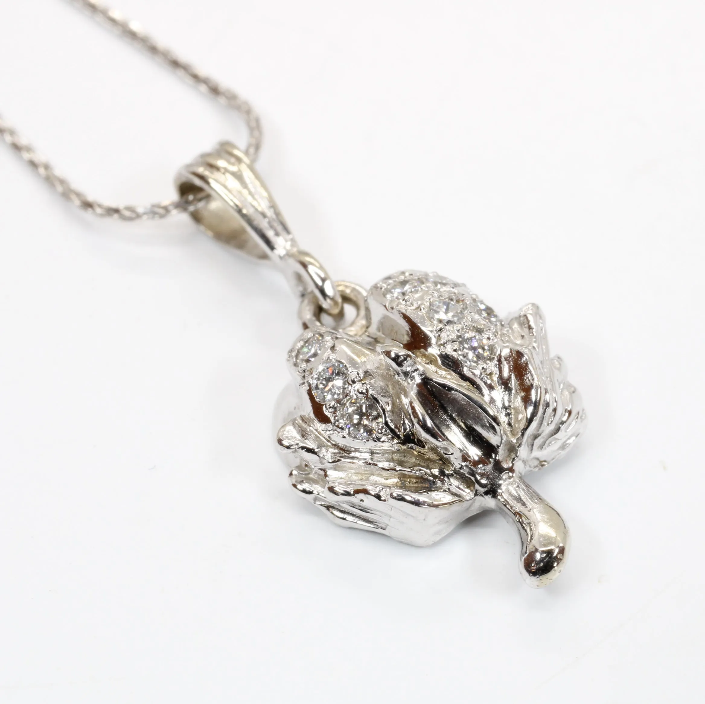 Set of Diamond Cotton Boll Necklace and Earrings in White Gold