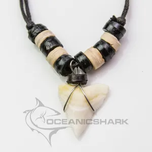 Shark Tooth Necklace Magic c111