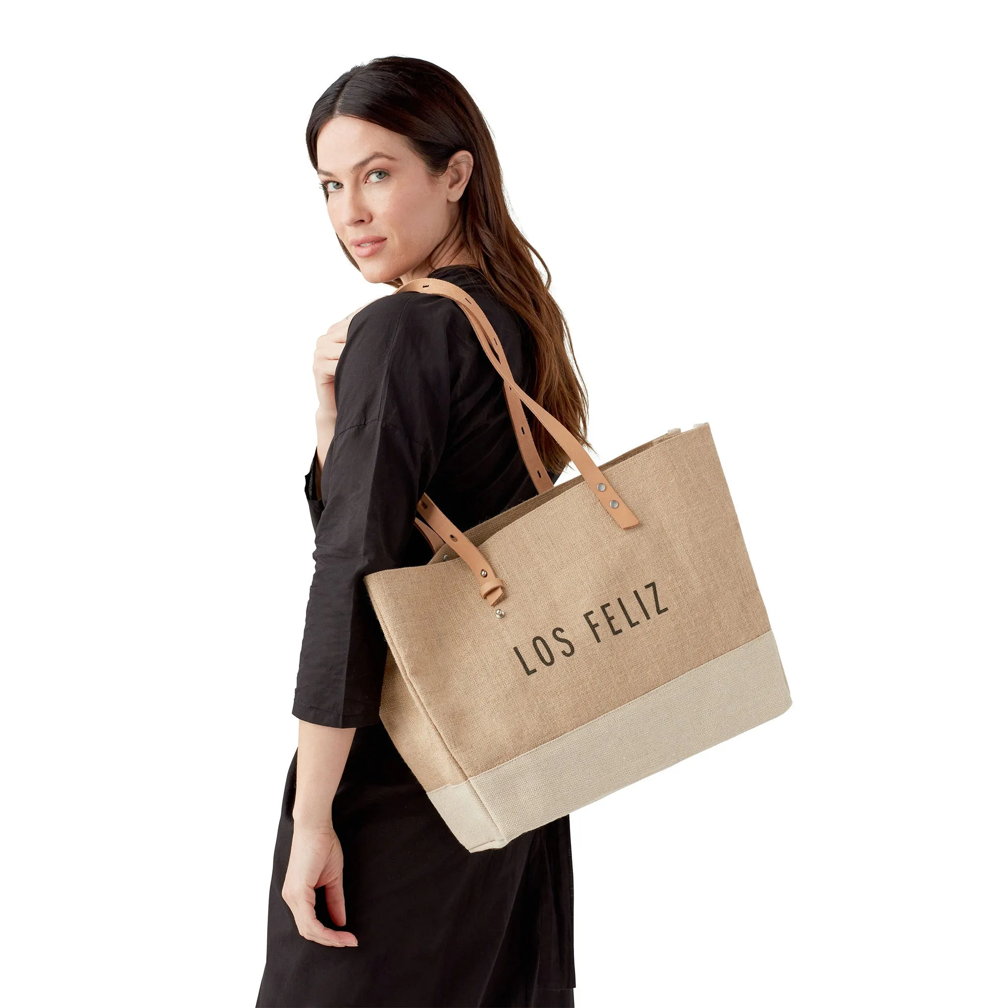 Shoulder Market in Natural (004NA)