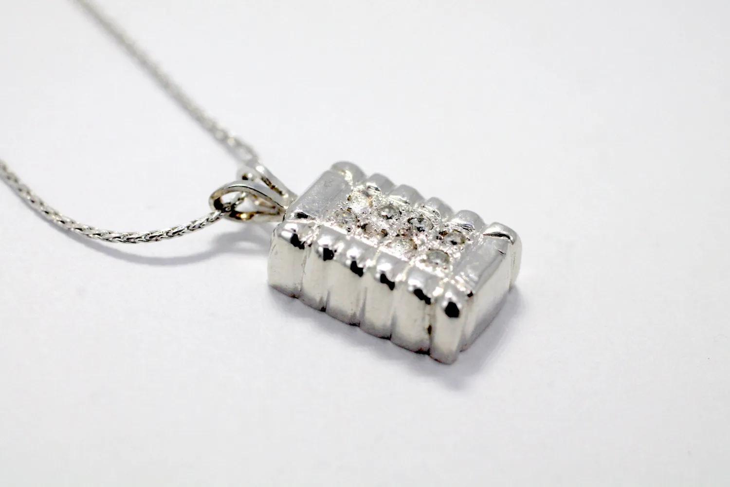 Small 14kt White Gold Diamond Cotton Bale Necklace