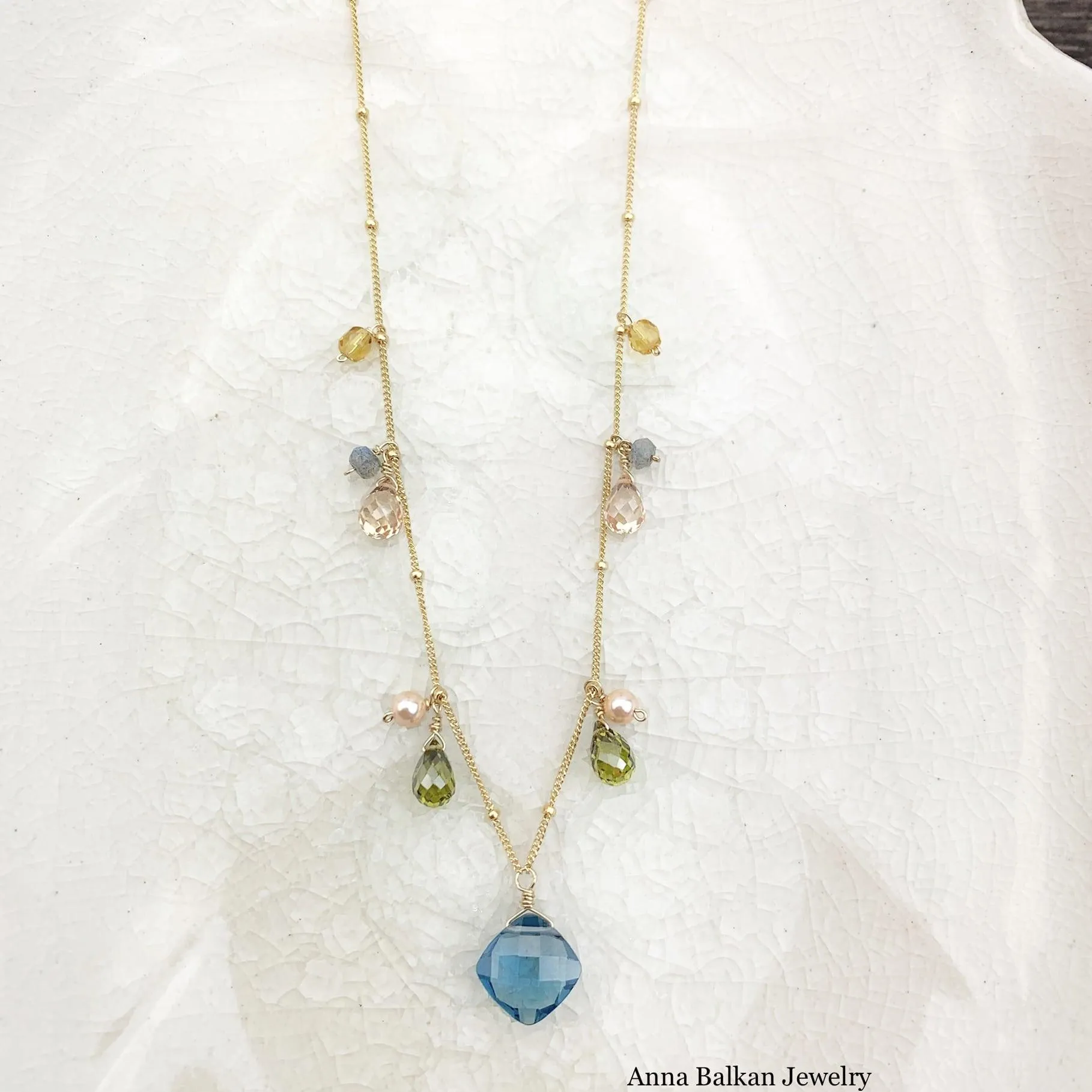 Soft Colors Zina Classic Necklace