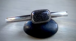 Stingray Coral Cuff