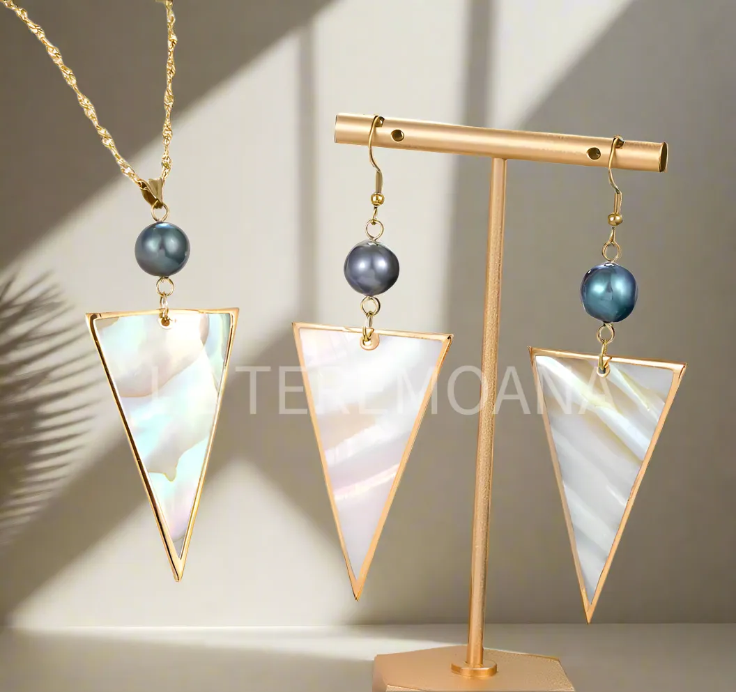 Tetiaroa Freshwater Pearl Set