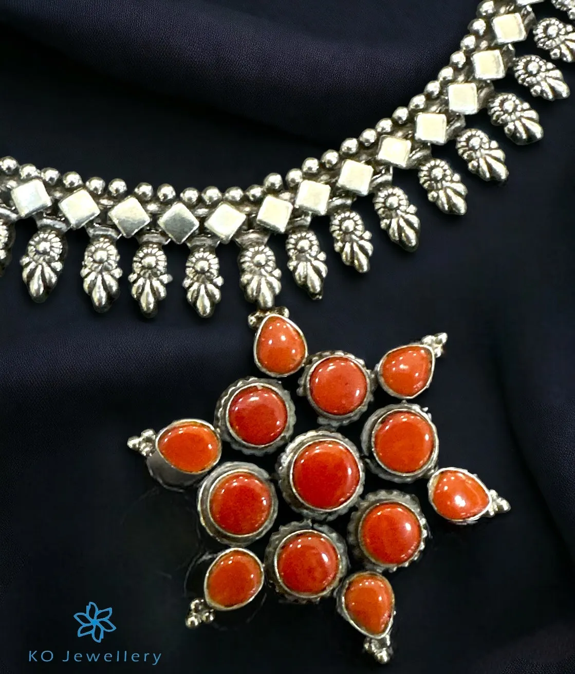 The Gulshan Silver Gemstone Necklace