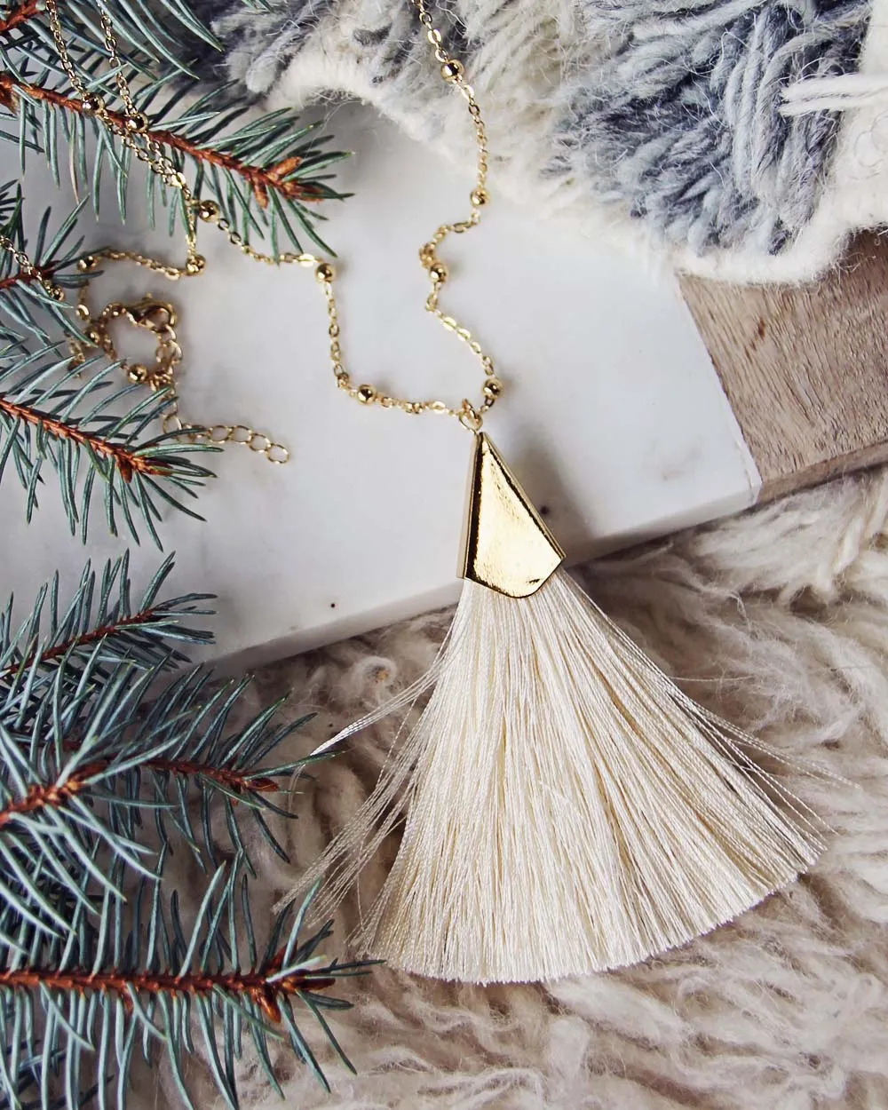 The Tassel Necklace in Cream