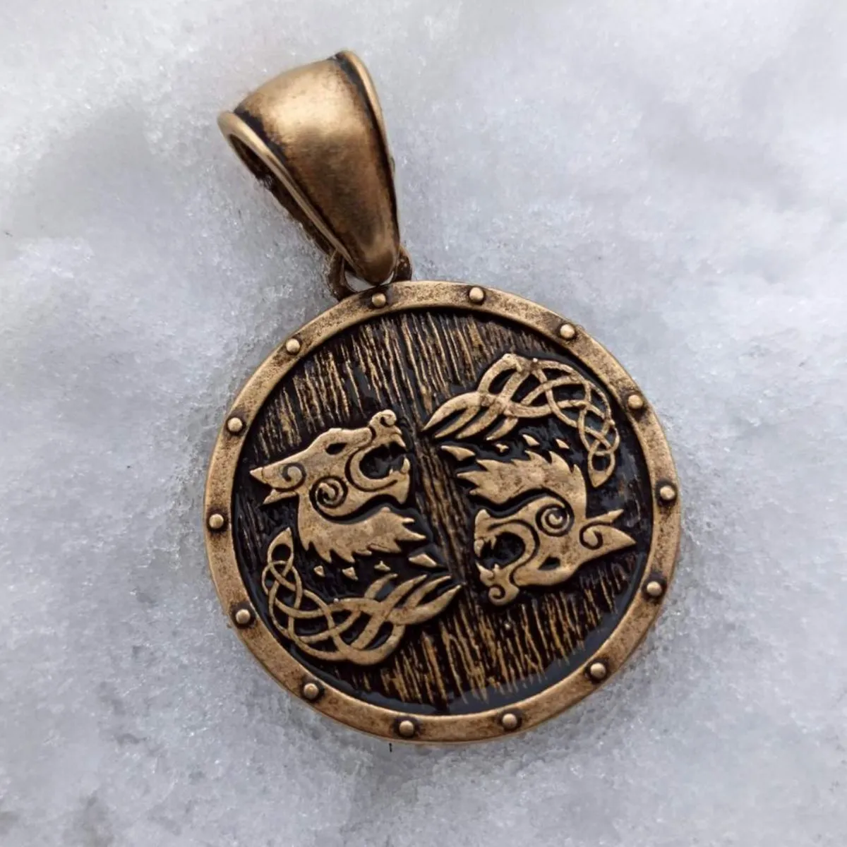 Tyr rune on Viking shield bronze pendant