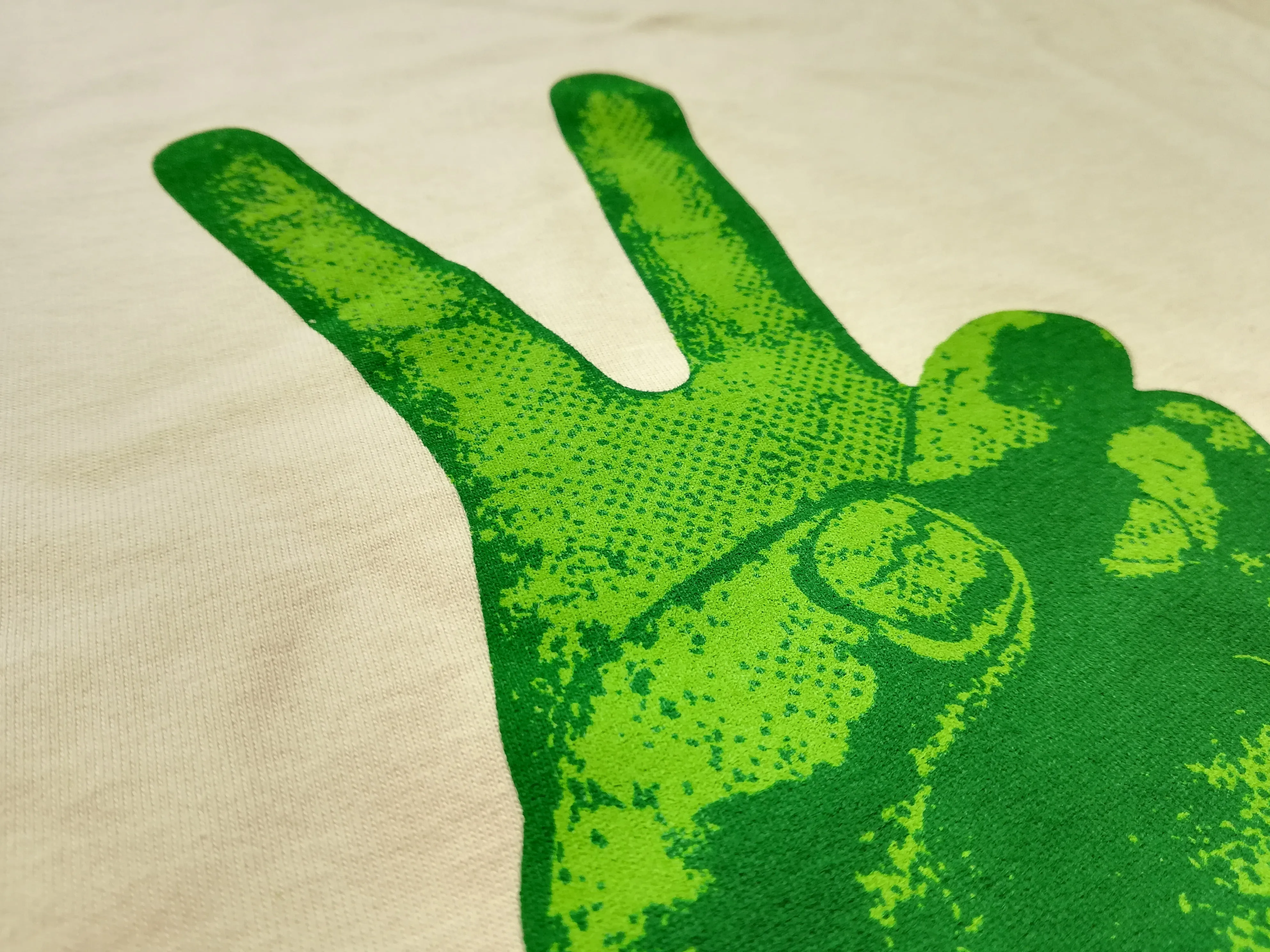 V T-Shirt
