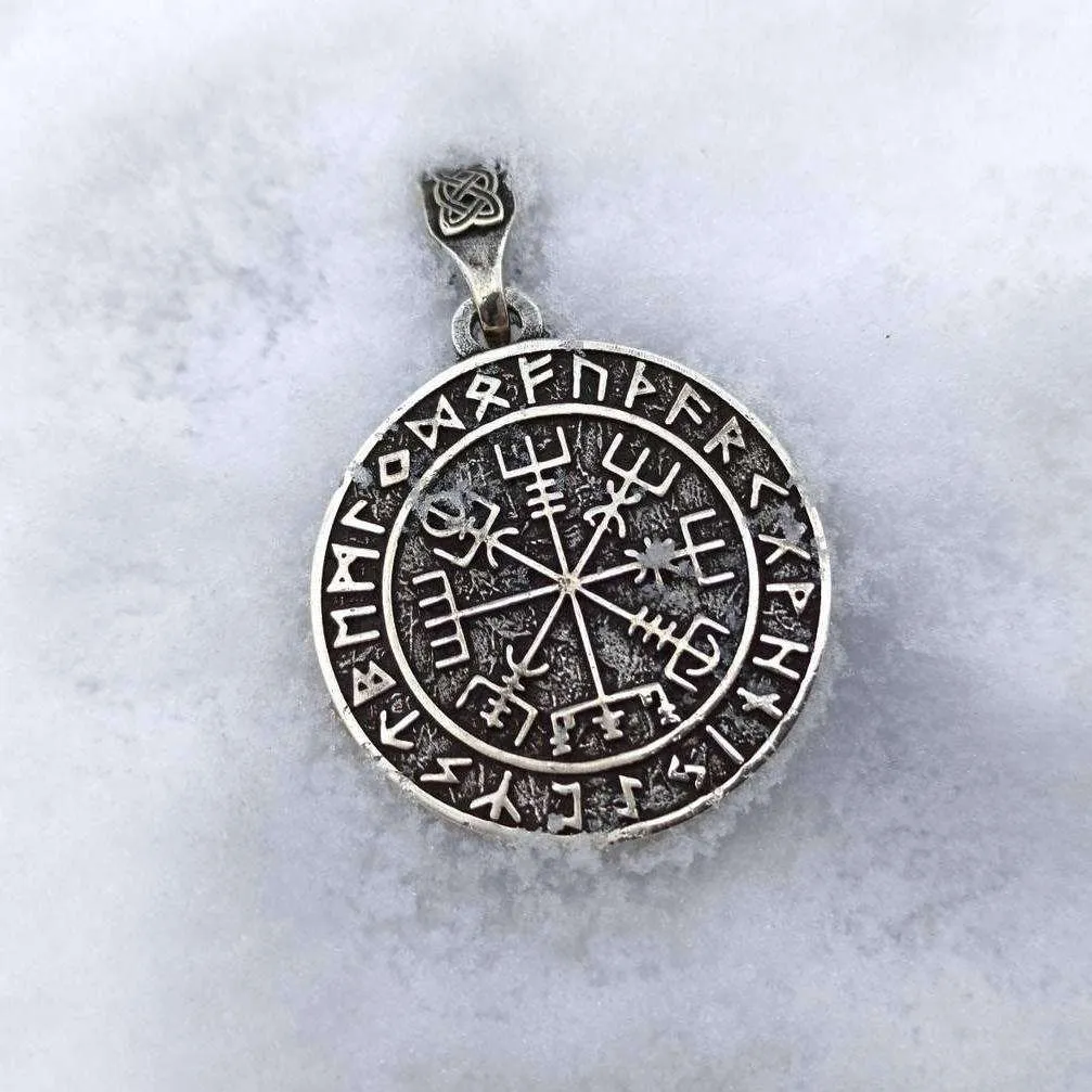 Vegvisir in Futhark circle silver pendant